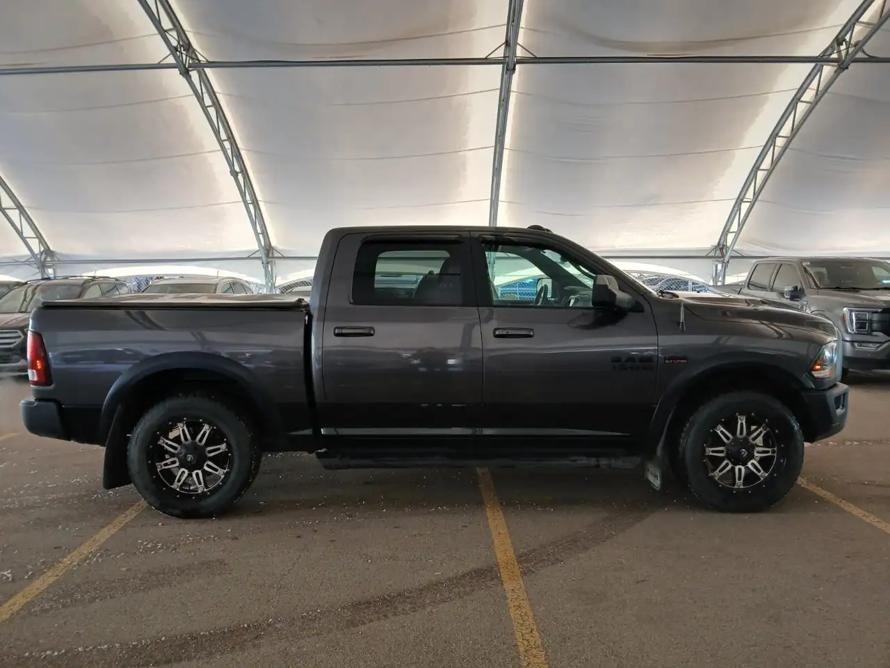 RAM 1500 снимка RAM 1500