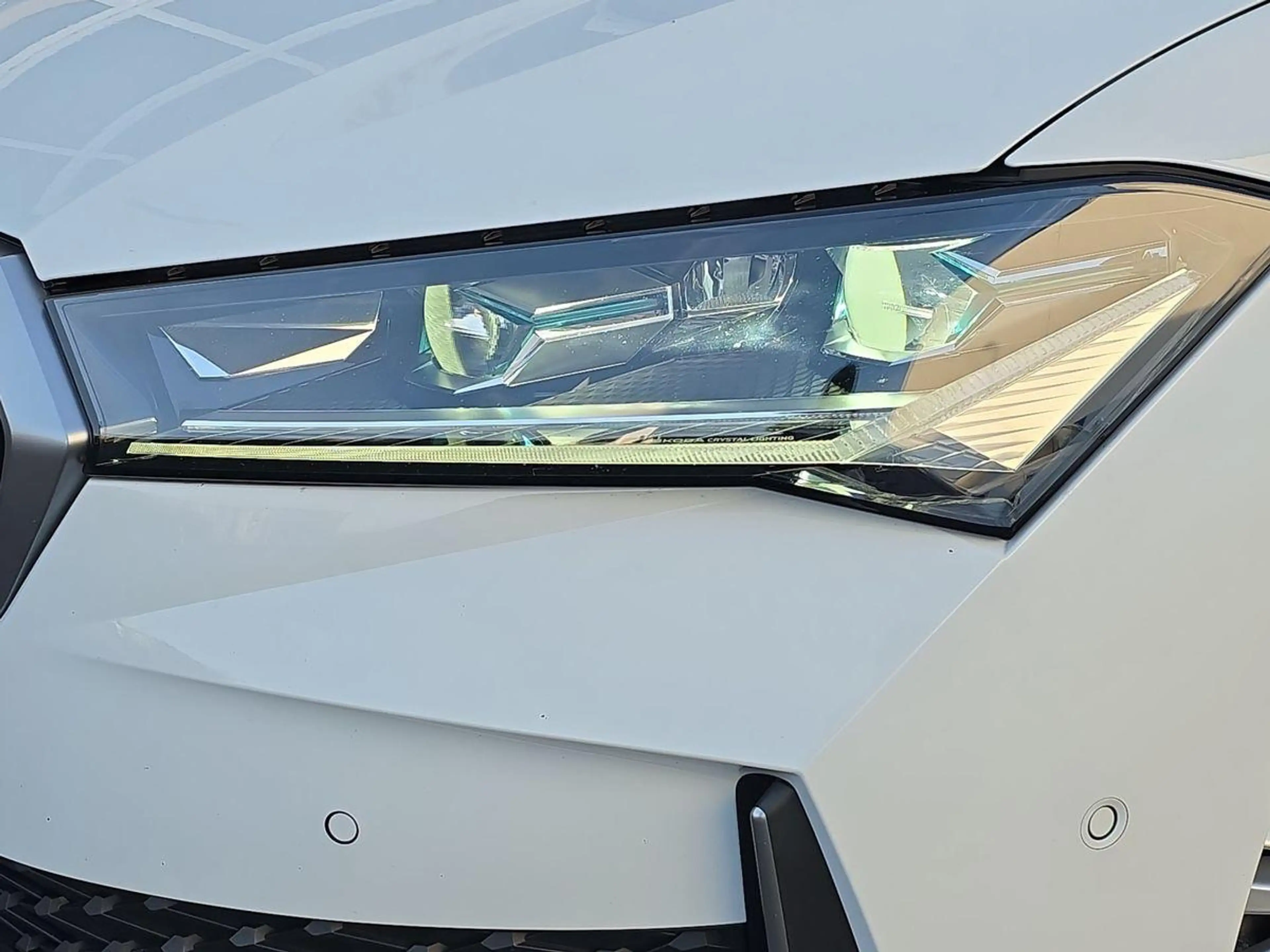 Skoda Superb TDI 4x4 L&K CANTON LEDER AHK SITZBLF 360° — photo 5