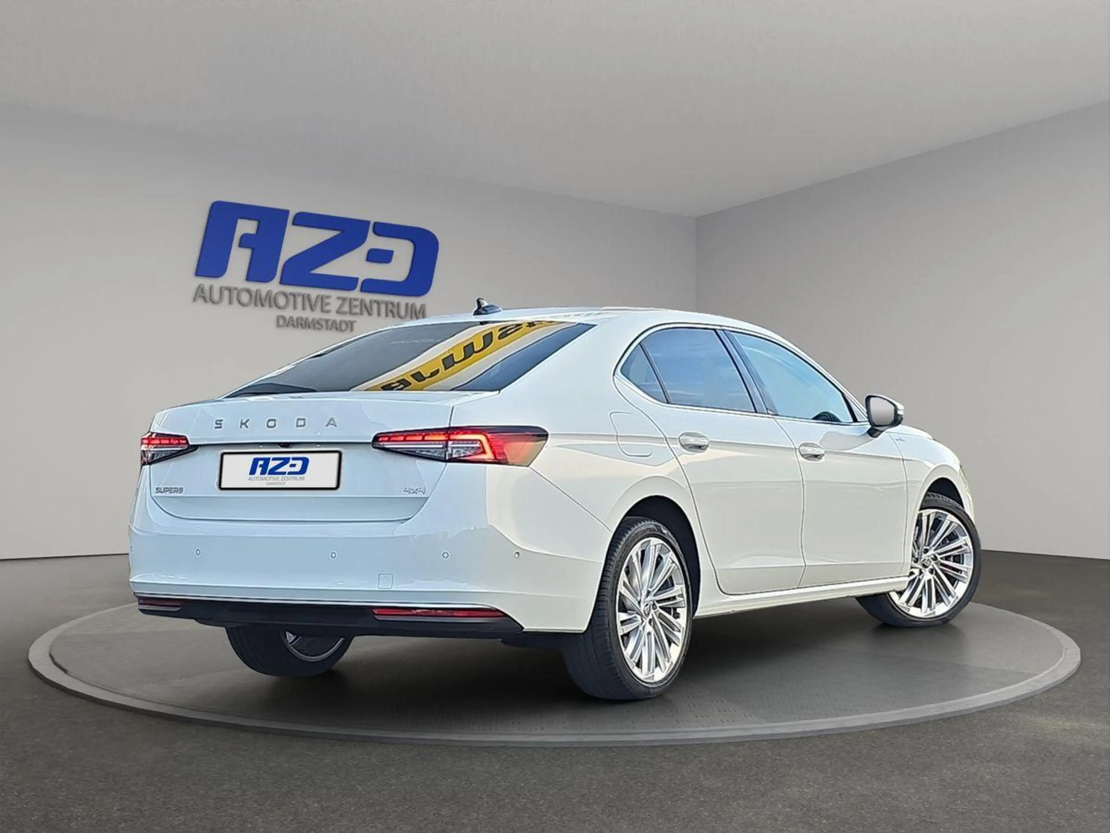 Skoda Superb TDI 4x4 L&K CANTON LEDER AHK SITZBLF 360° — photo 4