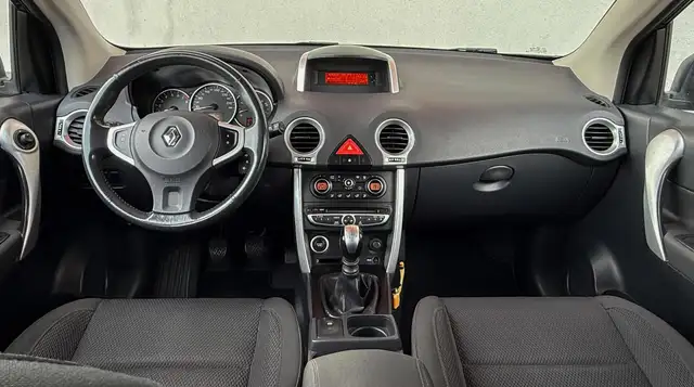 Renault Koleos view 3