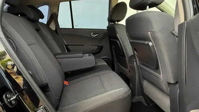 Renault Koleos view 14