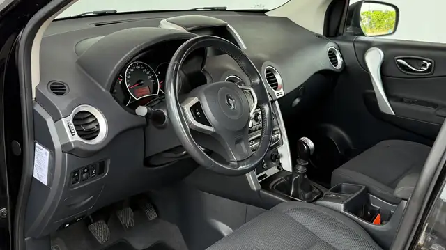 Renault Koleos view 9