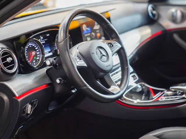 Mercedes-Benz E-Class view 15