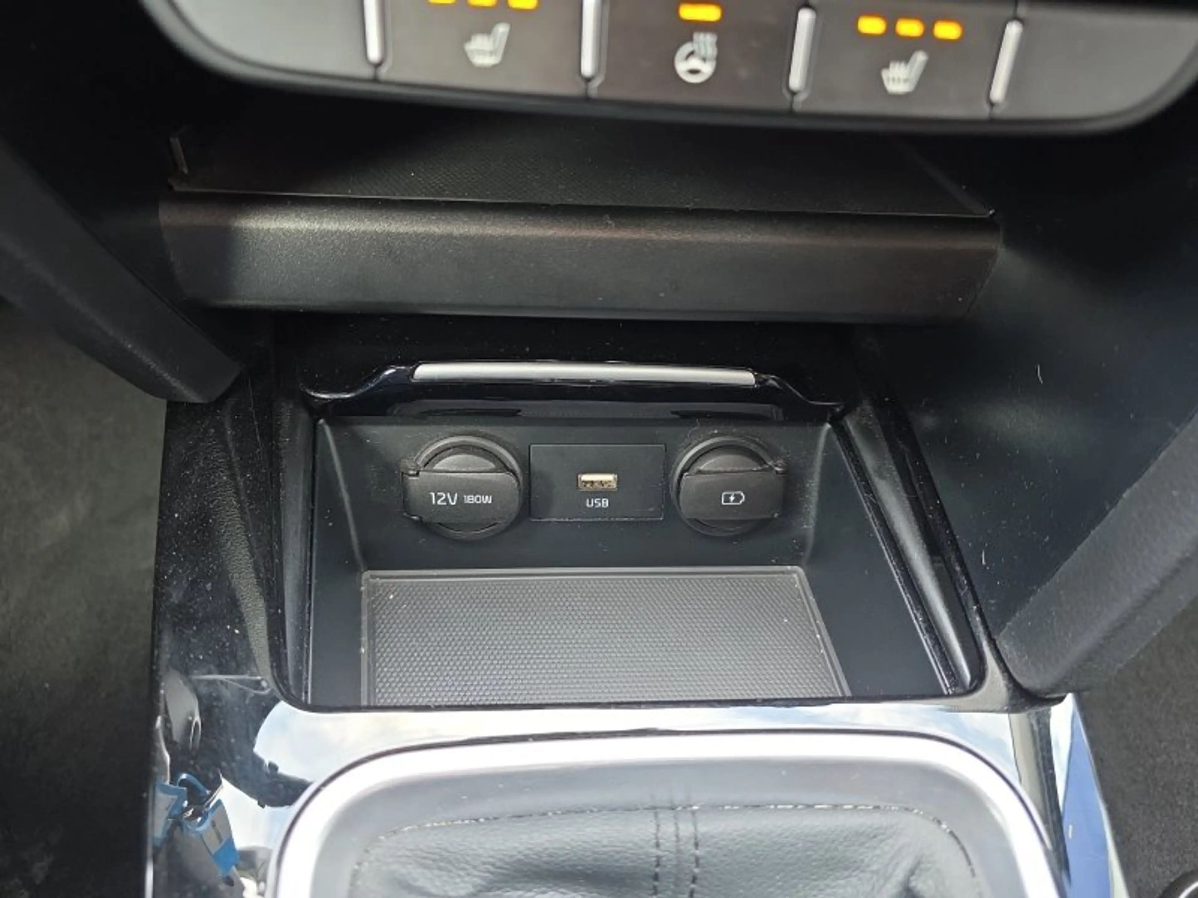 Kia Ceed / cee'd Ceed 1.5 T-GDI Spirit Voll-LED/AHK/Navi/Kamera/Win — photo 24