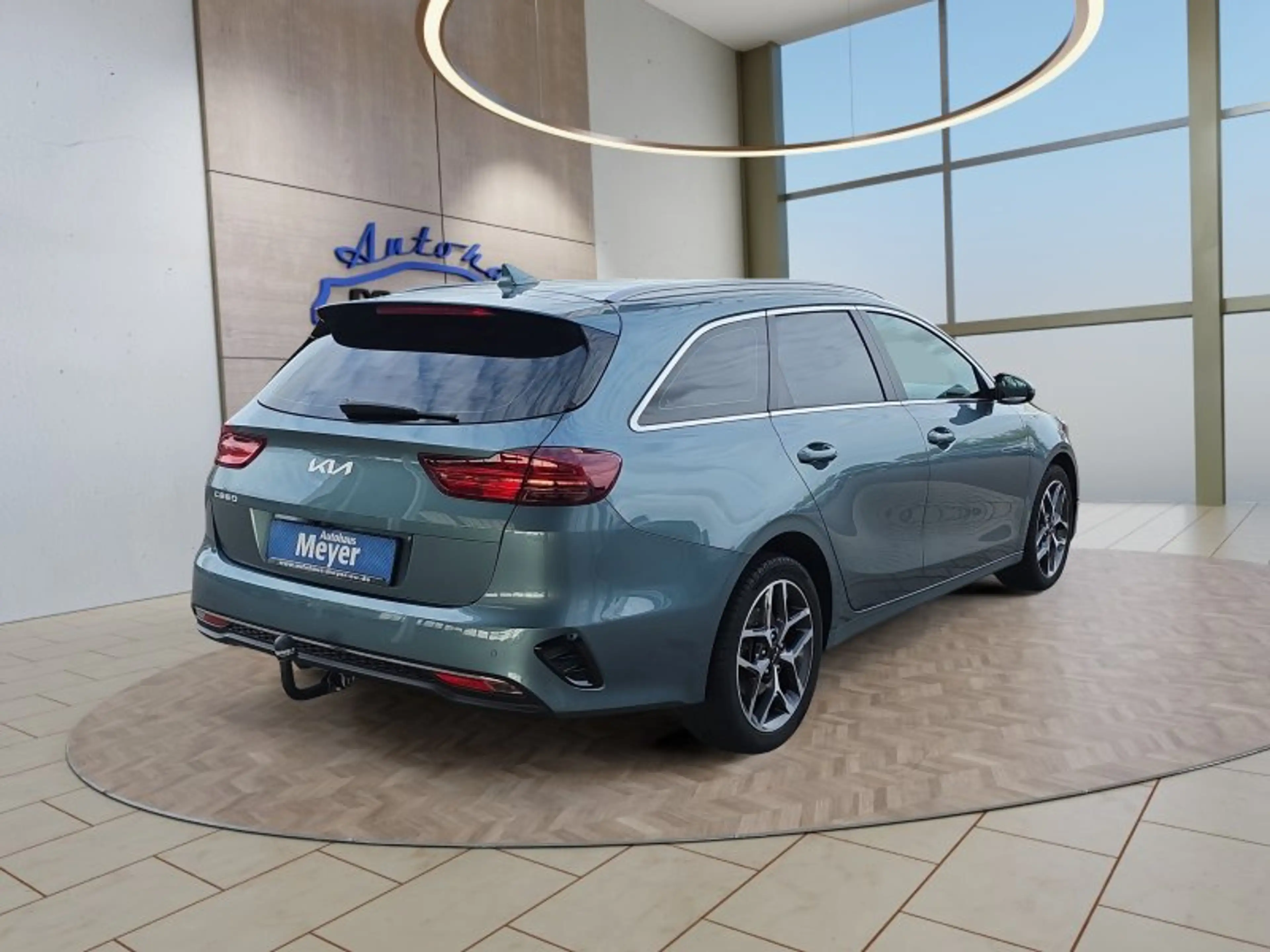 Kia Ceed / cee'd Ceed 1.5 T-GDI Spirit Voll-LED/AHK/Navi/Kamera/Win — photo 5