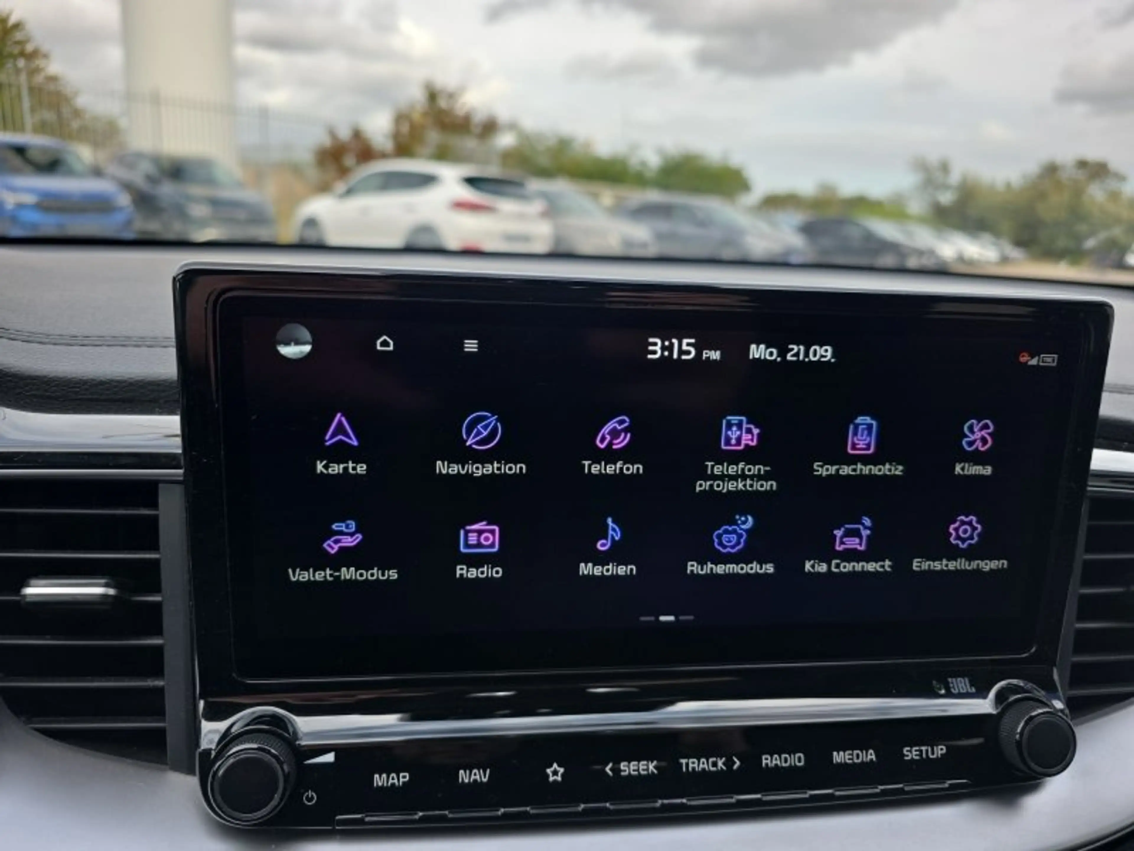 Kia Ceed / cee'd Ceed 1.5 T-GDI Spirit Voll-LED/AHK/Navi/Kamera/Win — photo 38