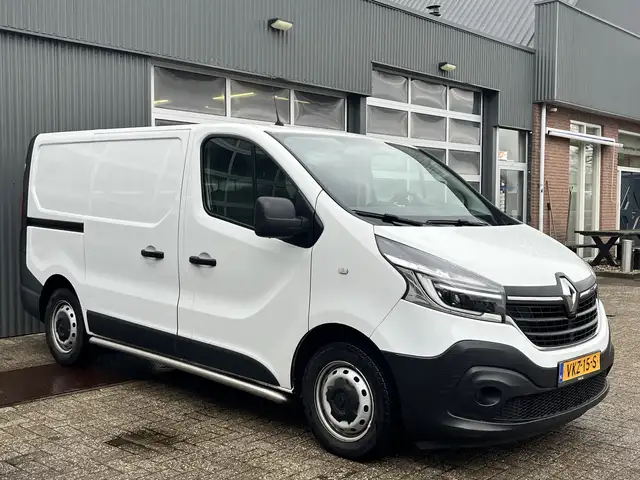 Renault Trafic 2.0 dCi L1H1 120pk Bouwjaar 08-07-2021 Airco Cruis