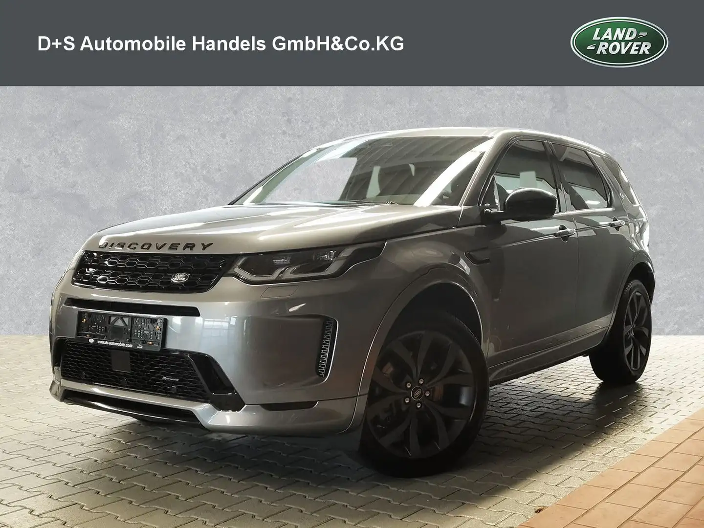 Land Rover Discovery Sport D165 R-Dynamic FWD Grijs - 1