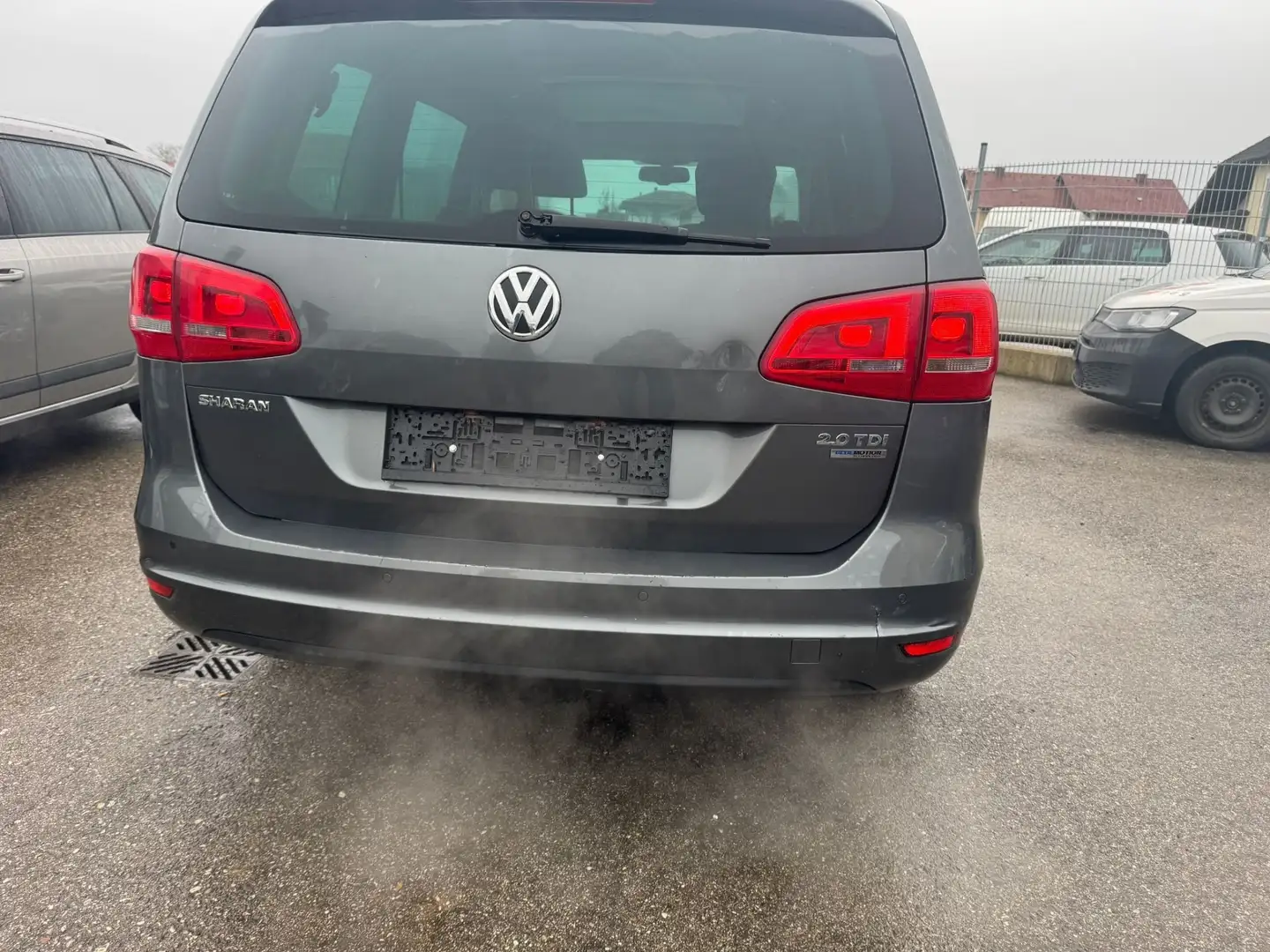 Volkswagen Sharan Sharan Highline BMT 2,0 TDI DPF DSG Highline Grau - 2