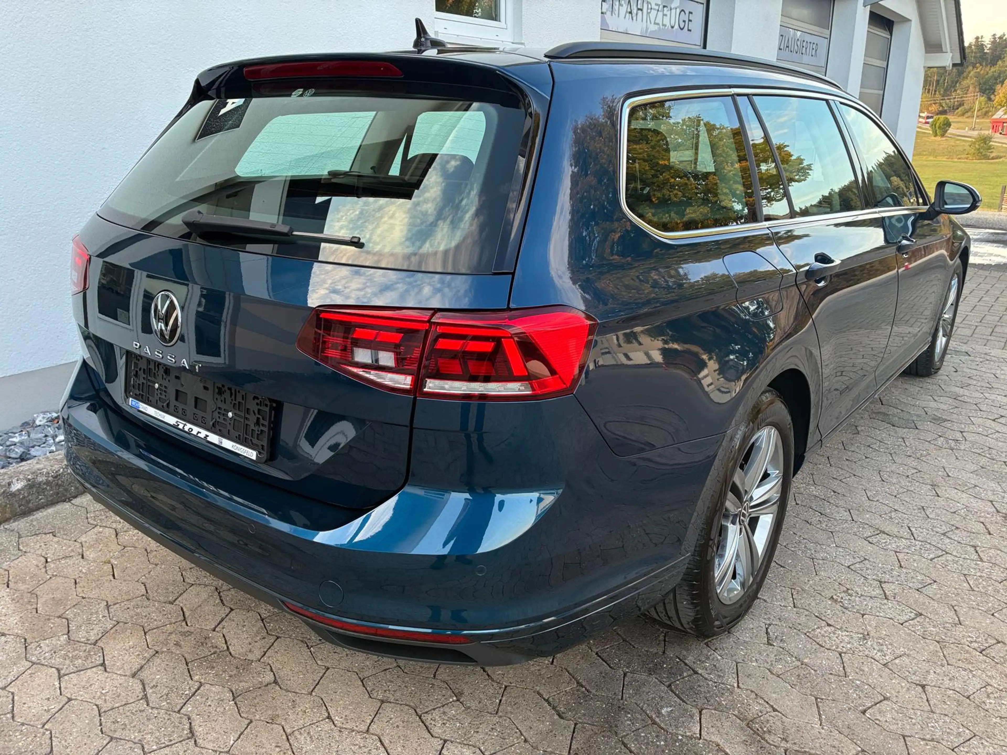 Volkswagen Passat Variant Business 2.0 TDI DSG NAVI HUD LED — photo 6