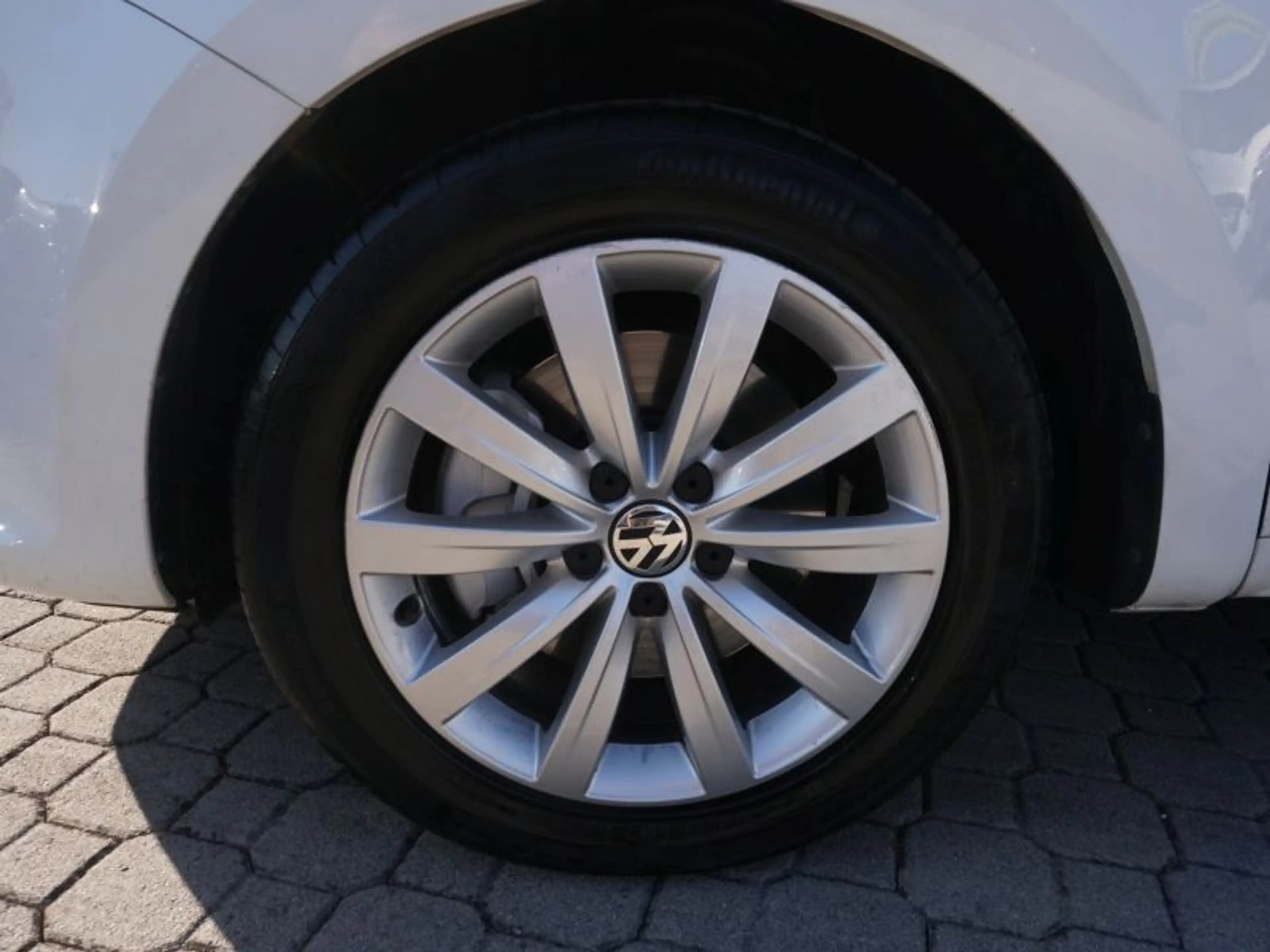 Volkswagen Sharan Business+ SCR 2,0 TDI 7 Sitze DSG *AHV+NAVI+XENON* — photo 6