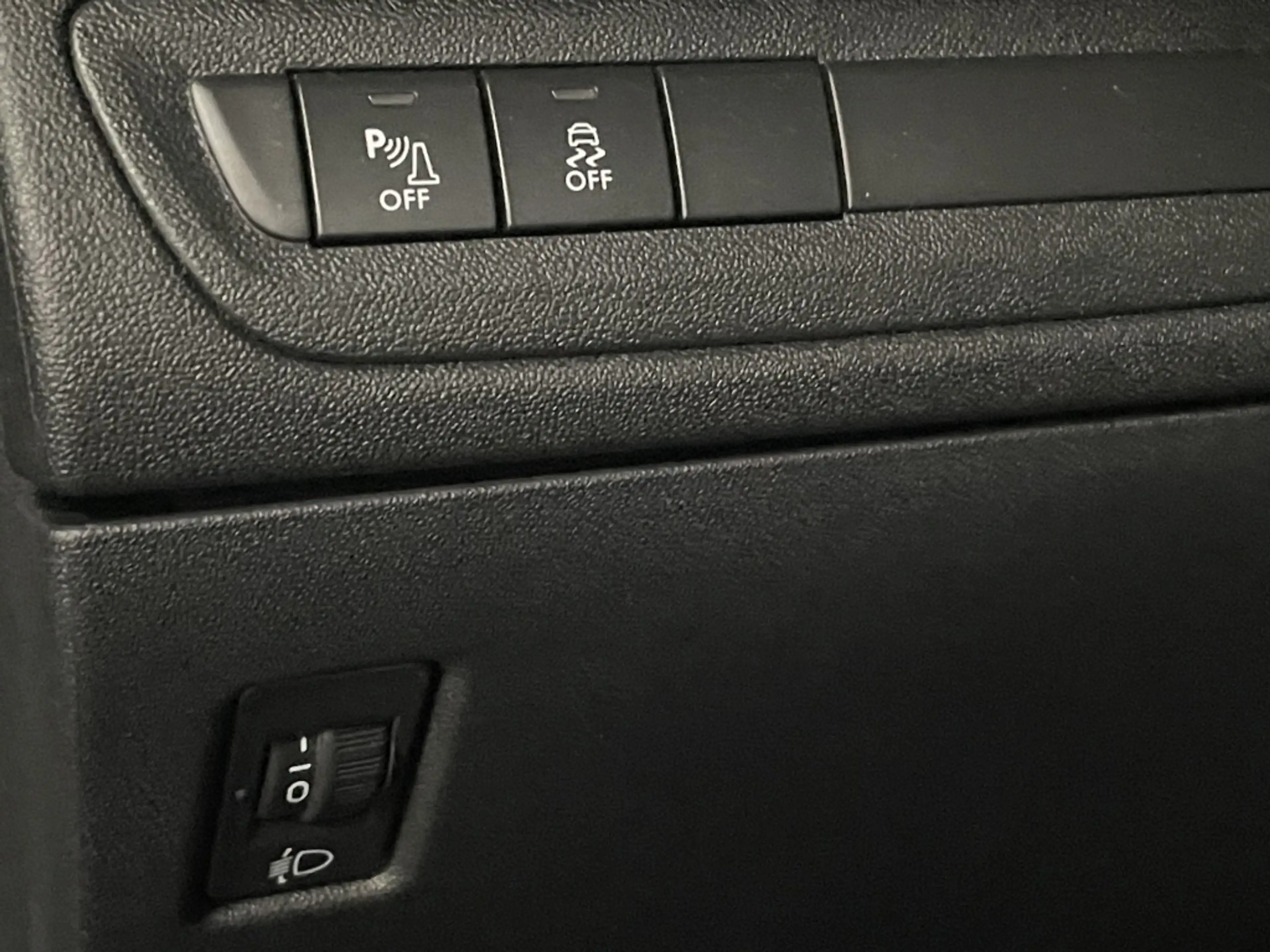 Peugeot 208 Blue Lion 5Drs 82pk Airco | Navi+Carplay | Bluetoo — photo 25