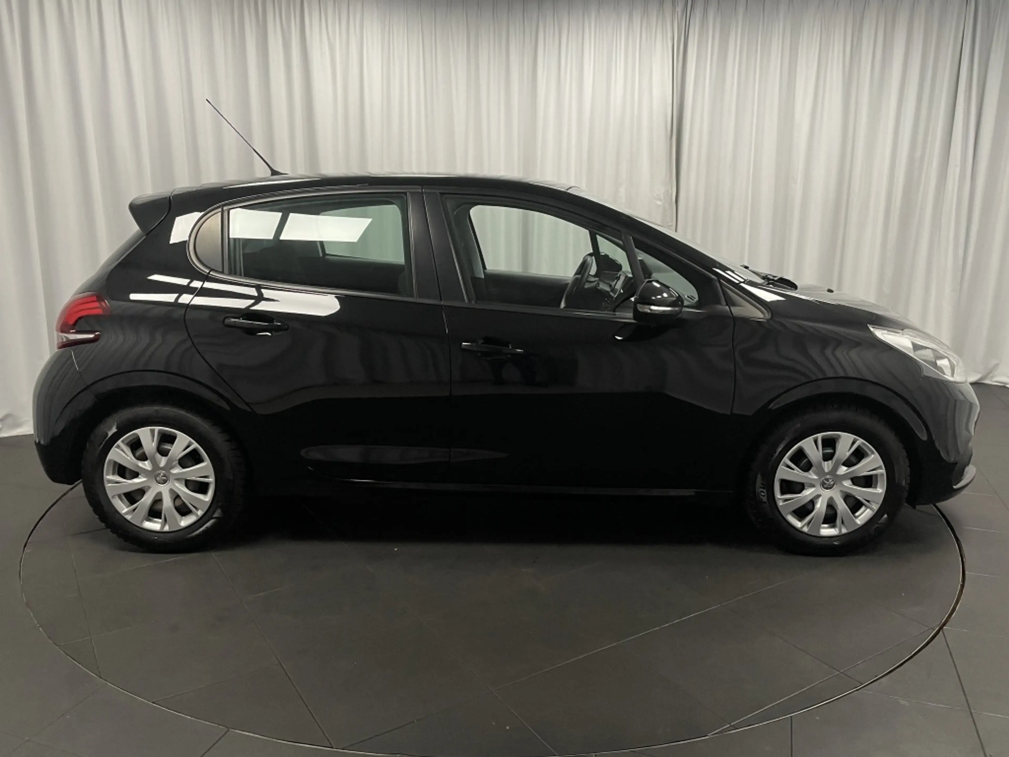 Peugeot 208 Blue Lion 5Drs 82pk Airco | Navi+Carplay | Bluetoo — photo 5