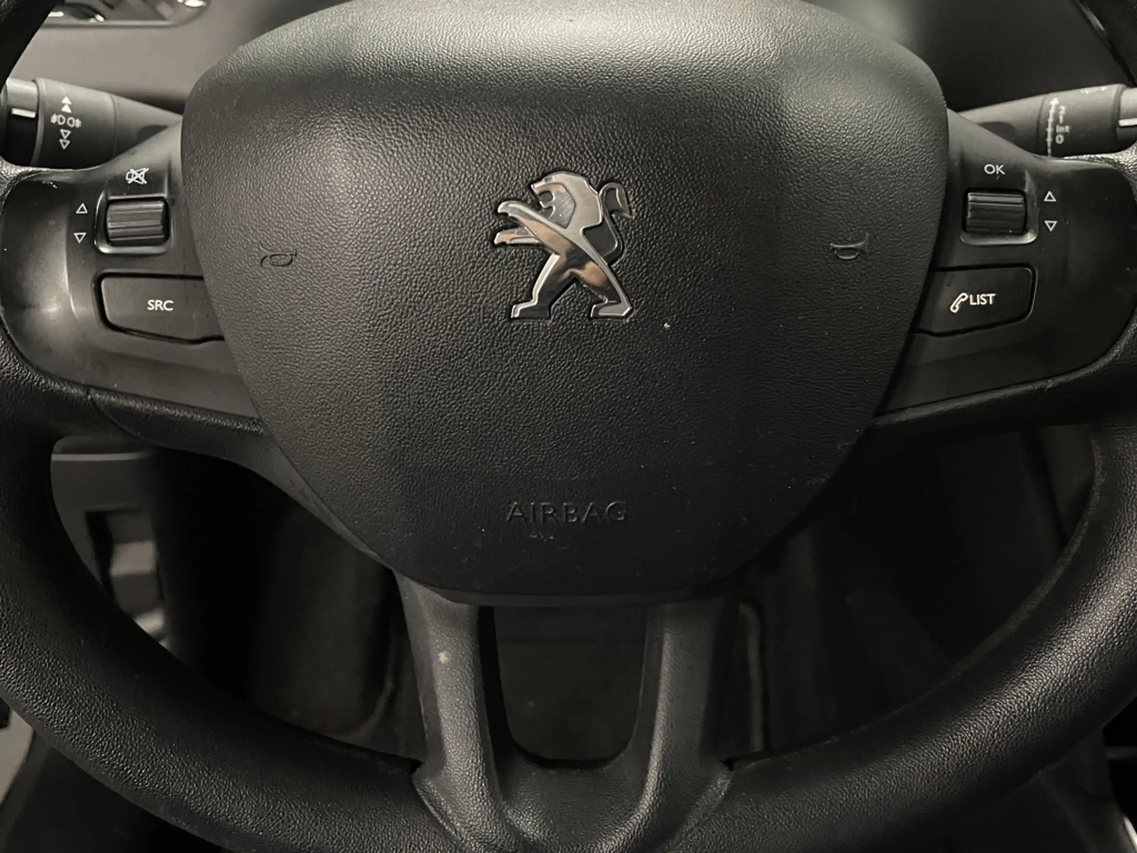 Peugeot 208 Blue Lion 5Drs 82pk Airco | Navi+Carplay | Bluetoo — photo 27