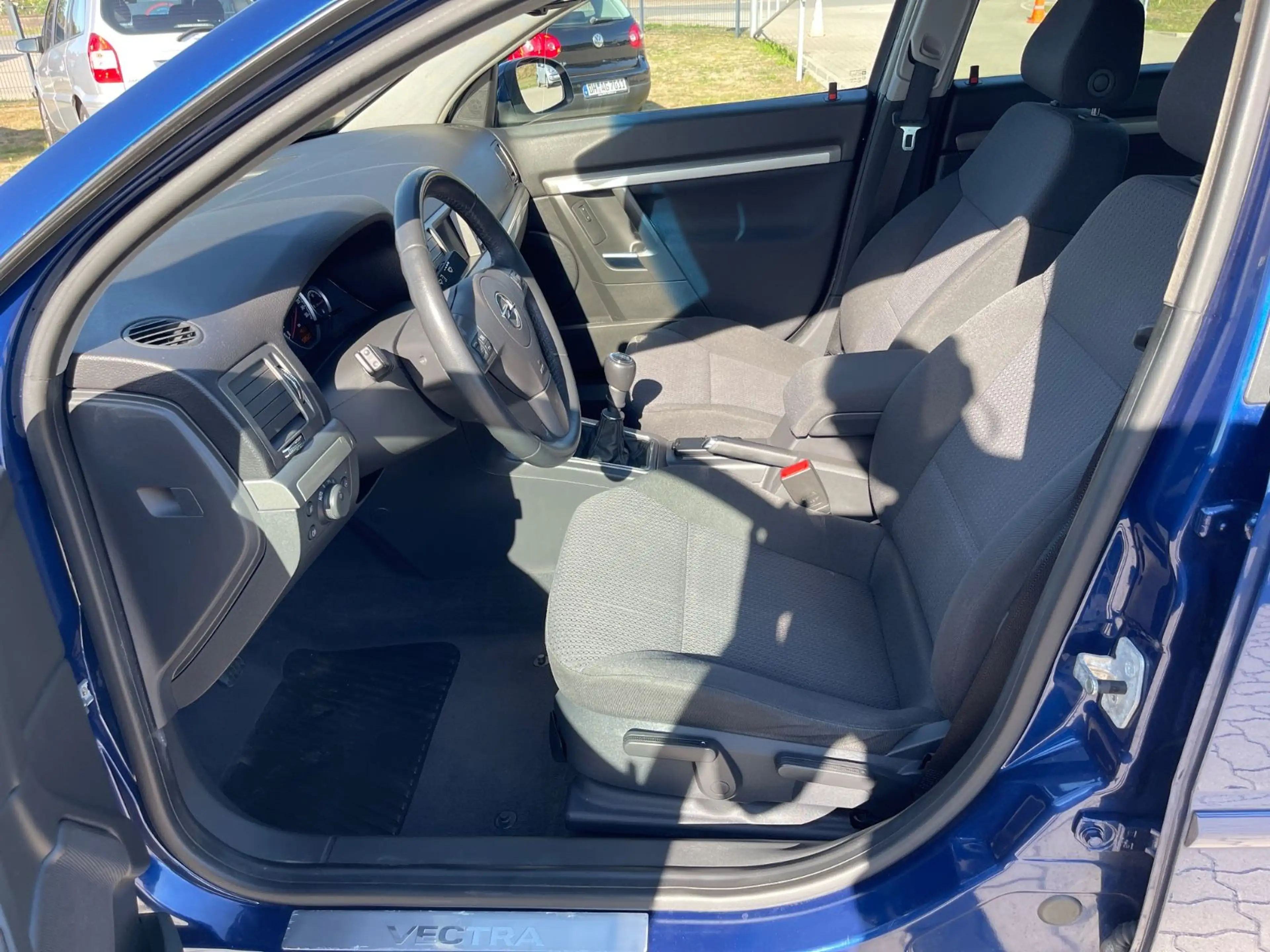 Opel Vectra Caravan 2.8 V6 Turbo Edition TÜV NEU — photo 10