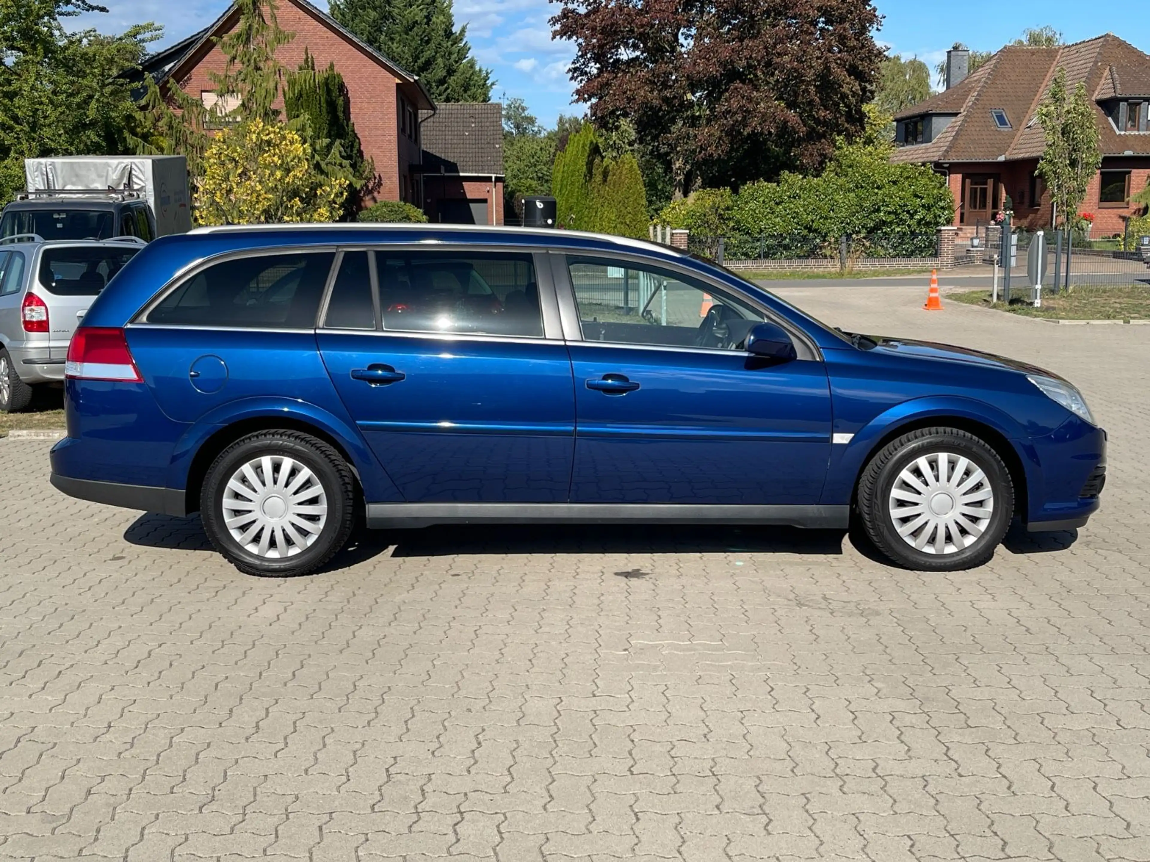 Opel Vectra Caravan 2.8 V6 Turbo Edition TÜV NEU — photo 5