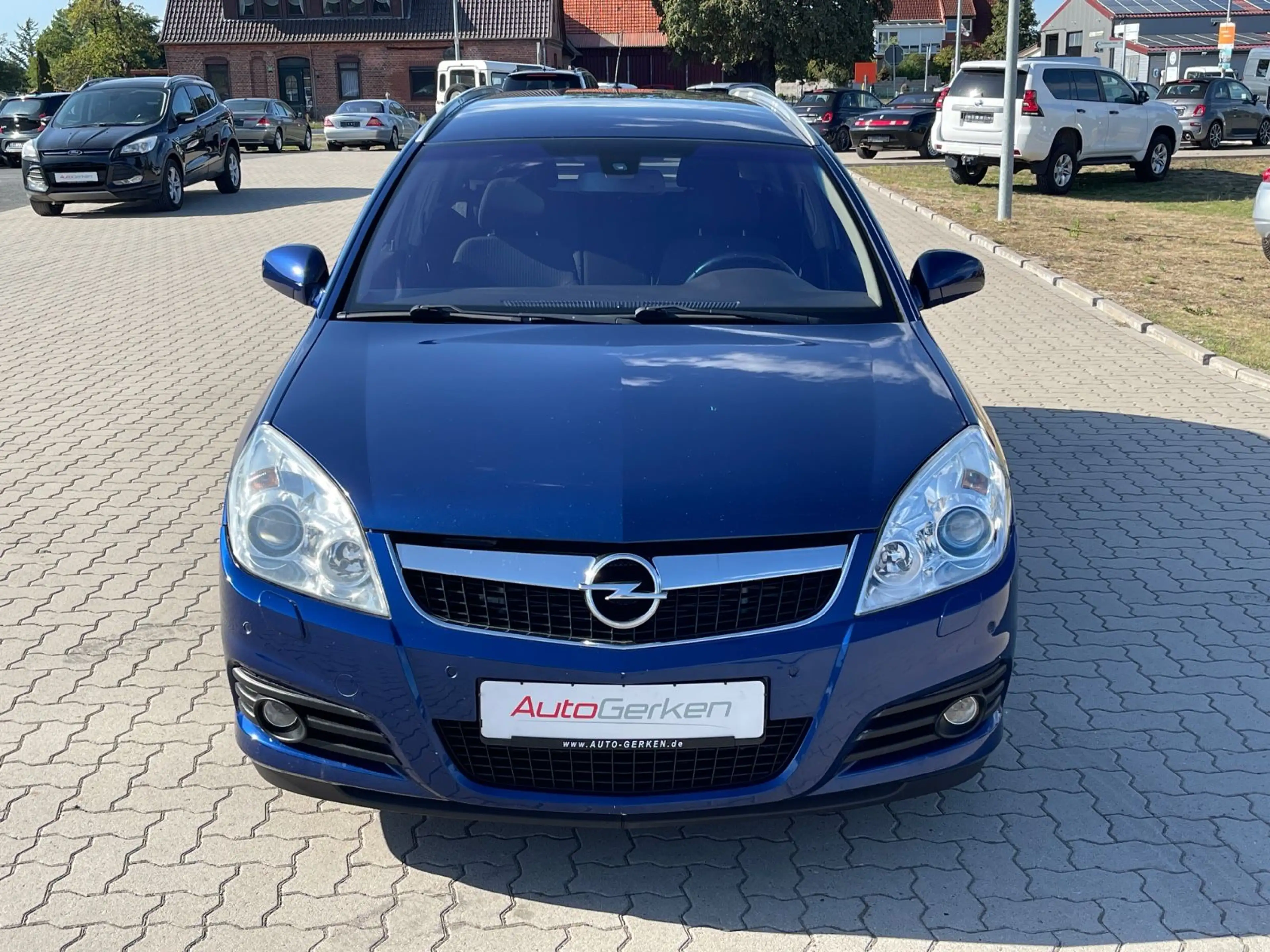 Opel Vectra Caravan 2.8 V6 Turbo Edition TÜV NEU — photo 3