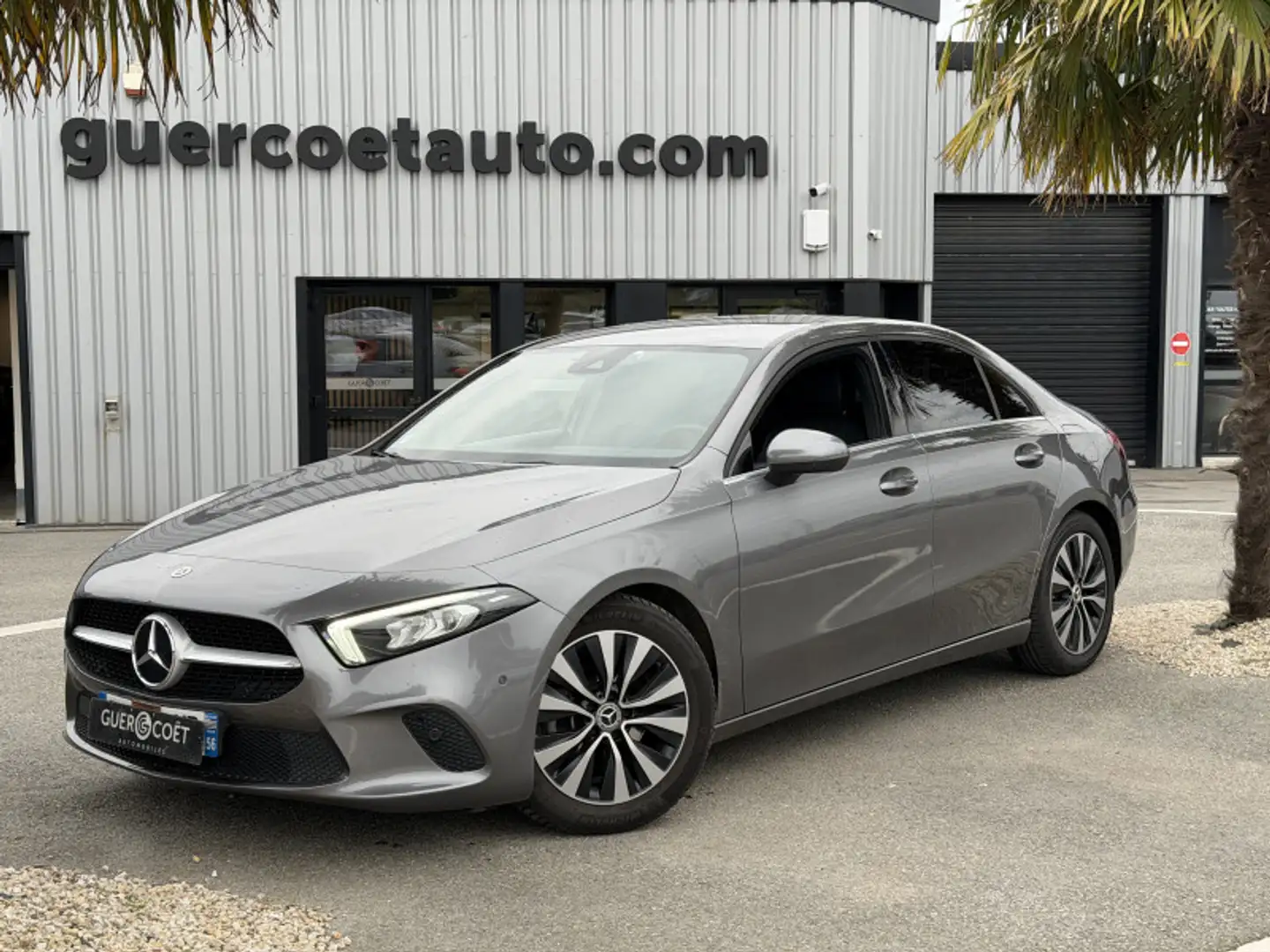 Mercedes-Benz A 180 180 D 116CH BUSINESS LINE 7G-DCT Gris - 2