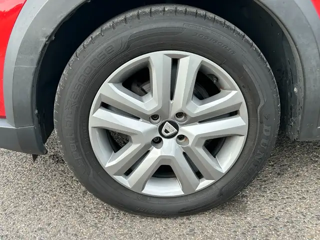 Dacia Sandero view 9