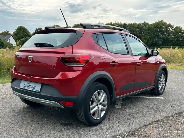 Dacia Sandero view 5