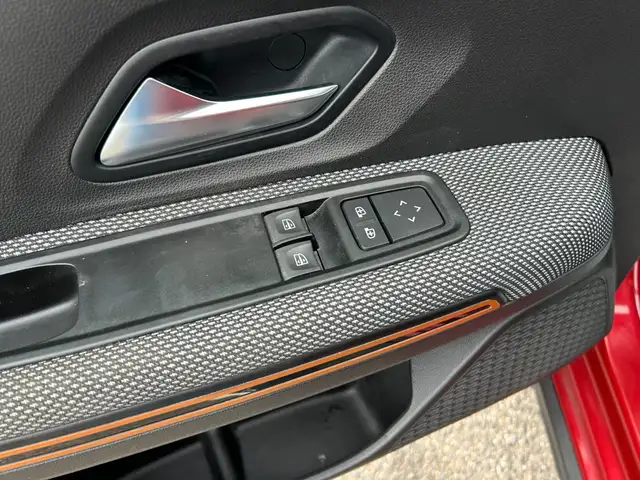 Dacia Sandero view 13