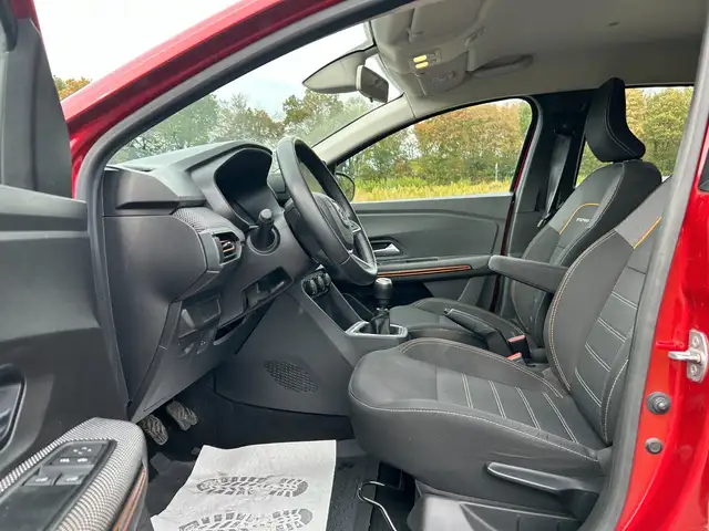 Dacia Sandero view 10