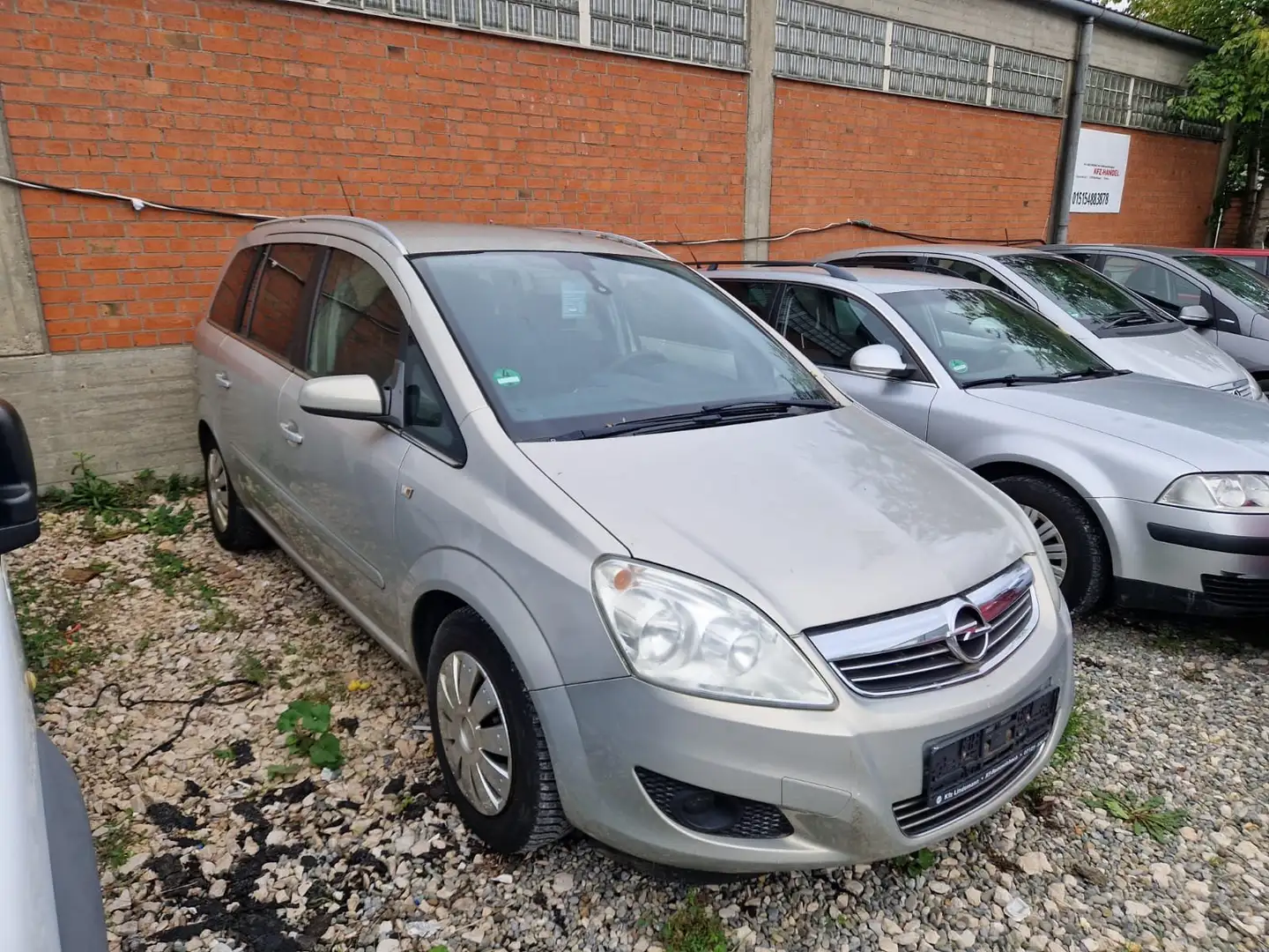 Opel Zafira Edition Beige - 2