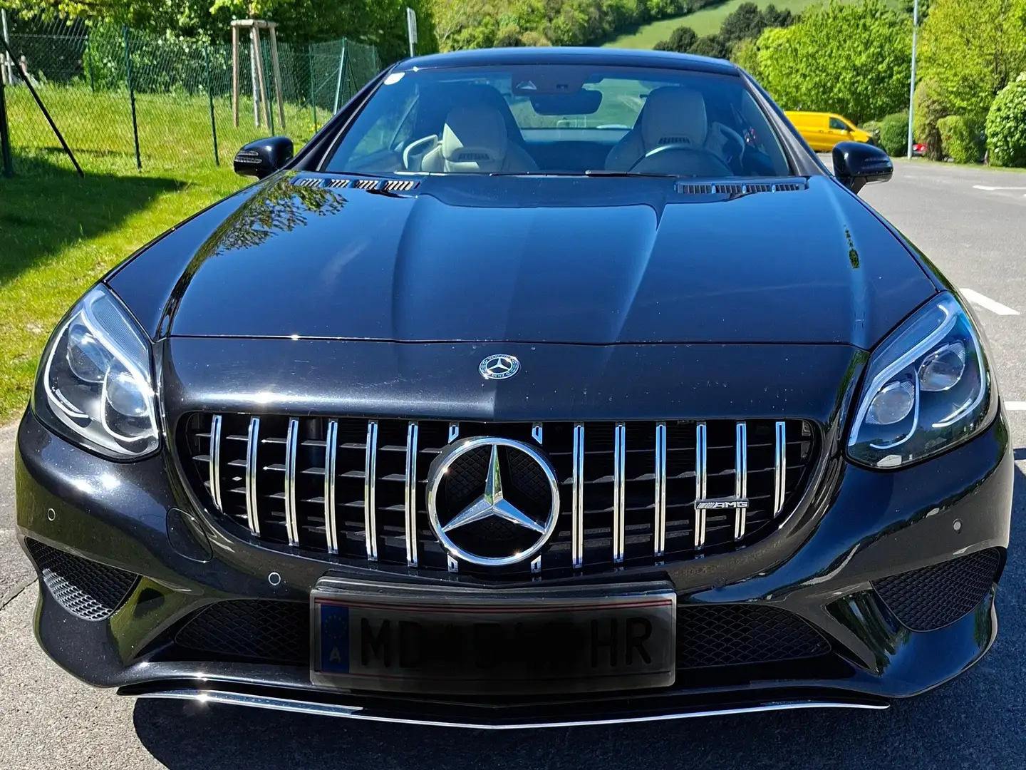 Mercedes-Benz SLC 250 SLC 250 d AMG Optik Schwarz - 1