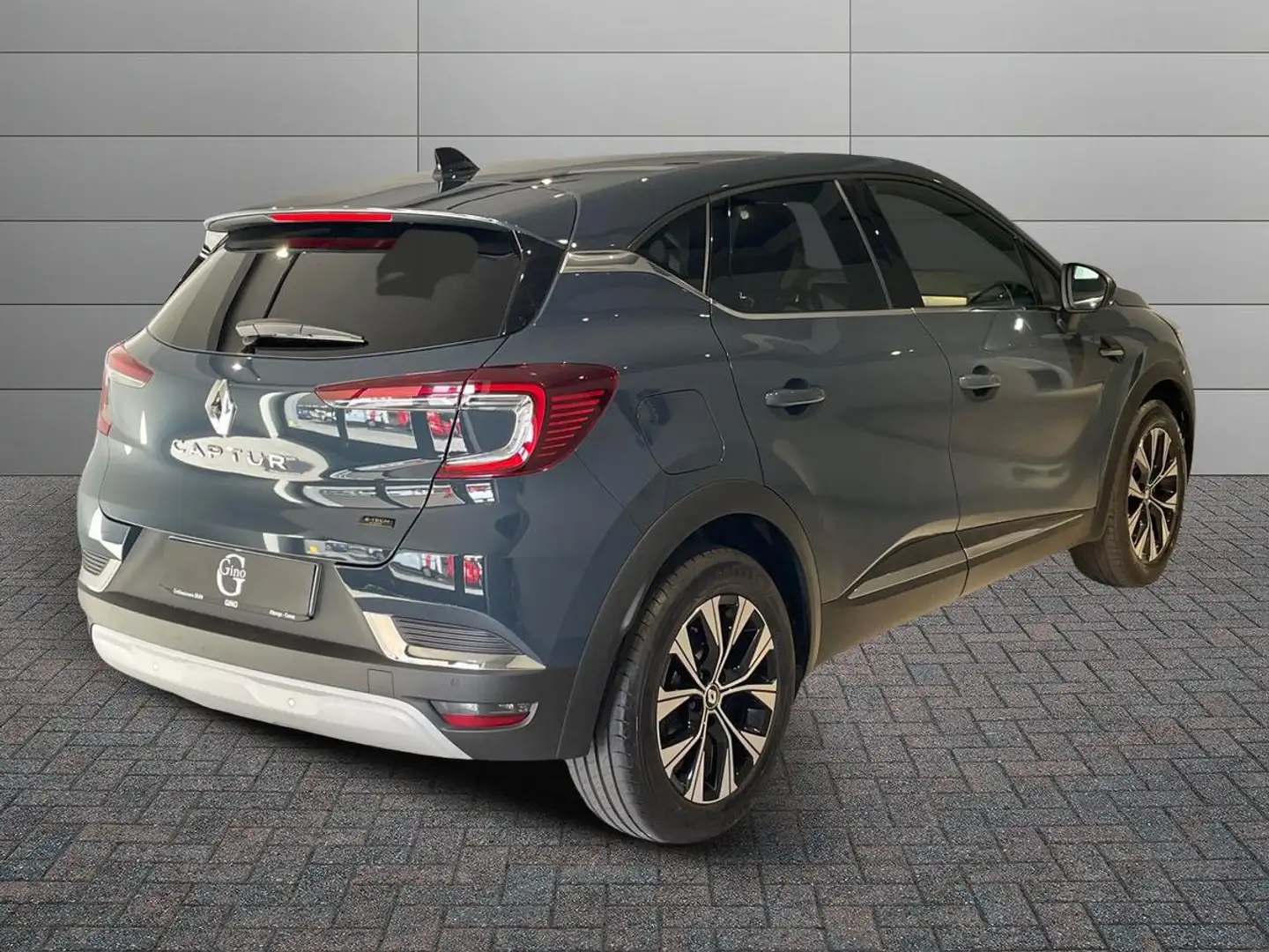 Renault Captur 1.6 E-Tech hybrid Techno Fast Track 145cv auto Bleu - 2