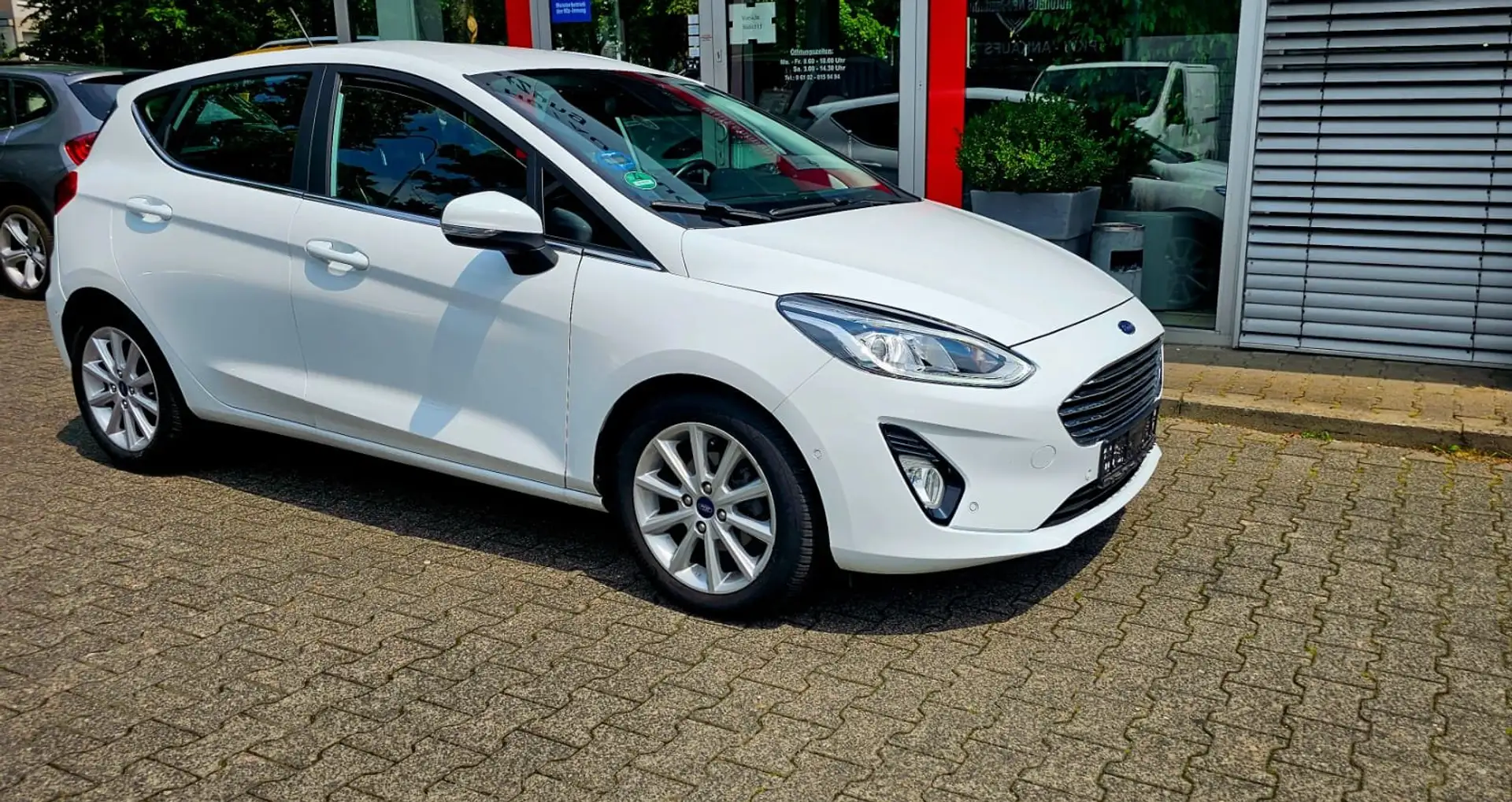 Ford Fiesta Titanium Automatik 5 Tür, Navi Kamera LM Blanco - 2