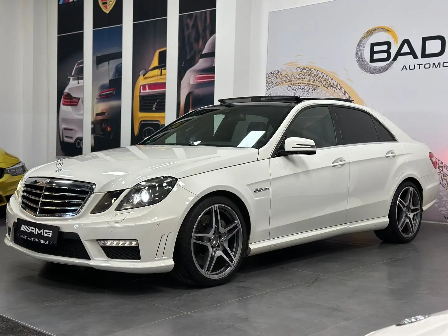 Mercedes-Benz E 63 AMG PANO H&K KAMERA SAUGER Bianco - 1