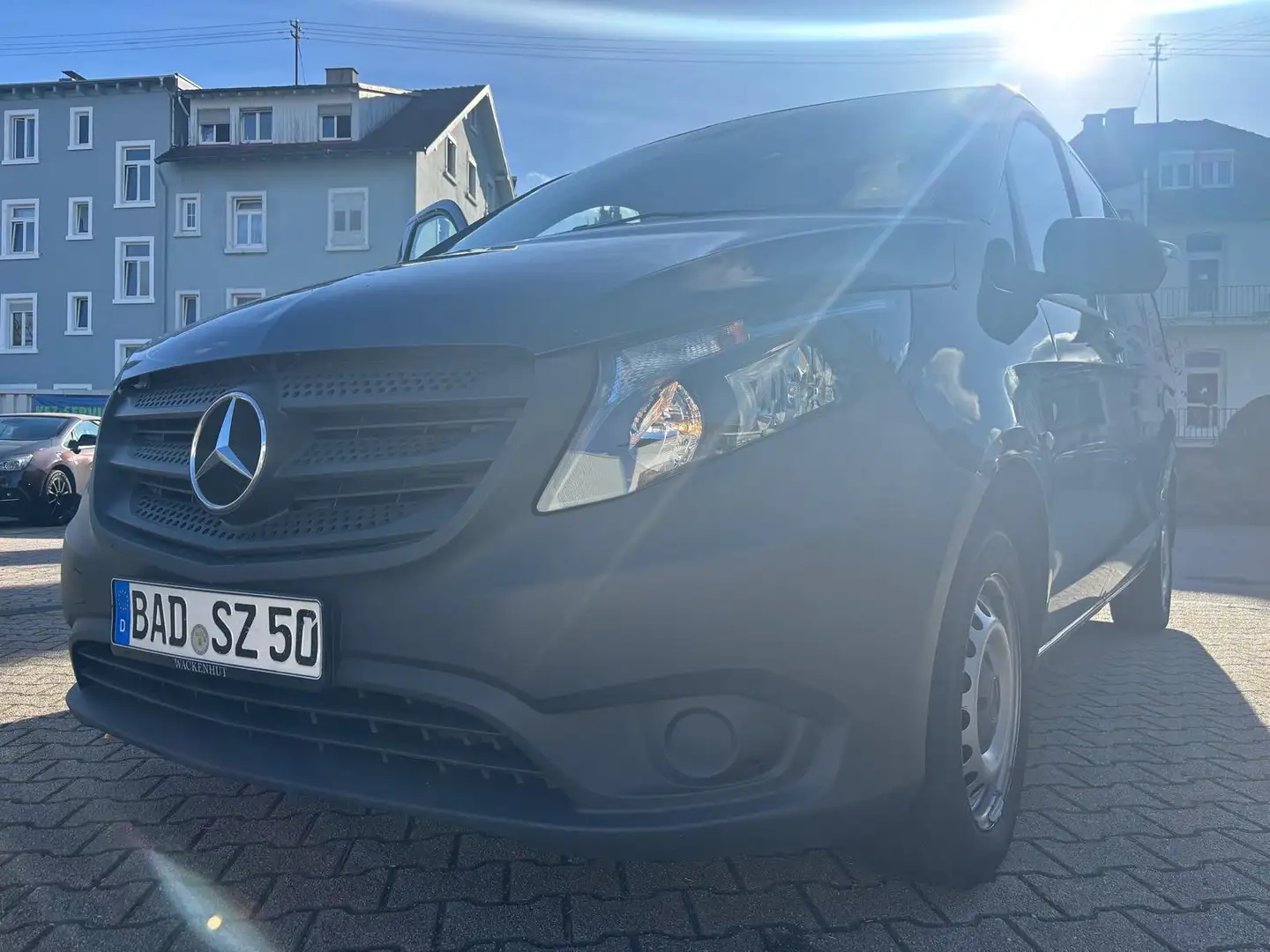 Mercedes-Benz Vito 109/110/111/114 CDI CREW FWD lang (447.703) Blau - 1