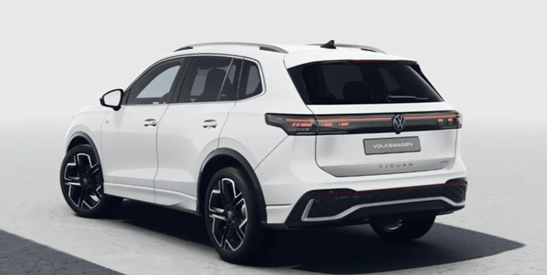 Volkswagen Tiguan R-Line 1.5 eTSI ACT  150 CV DSG Bianco - 2