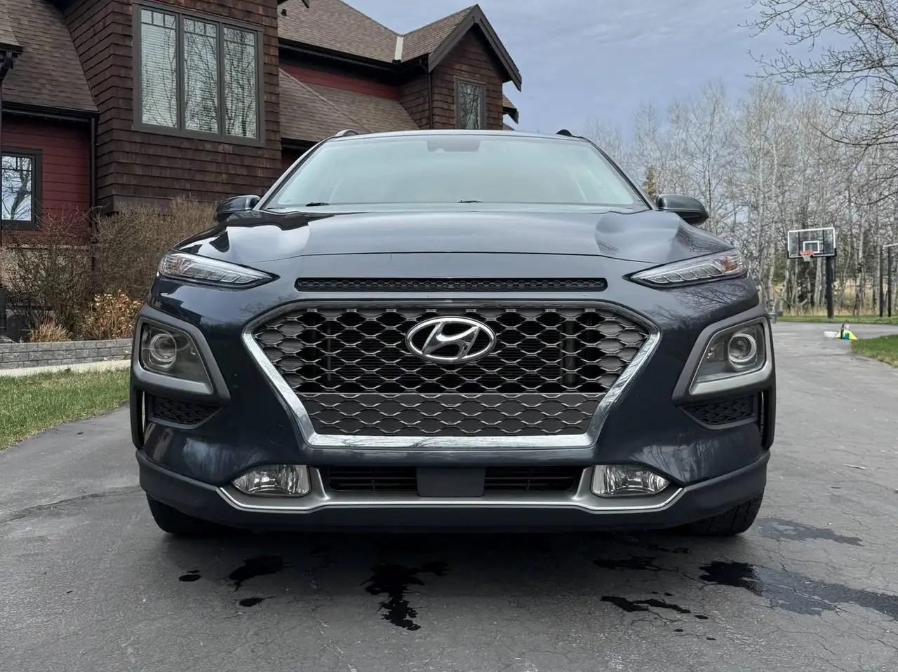 Hyundai KONA снимка Hyundai KONA