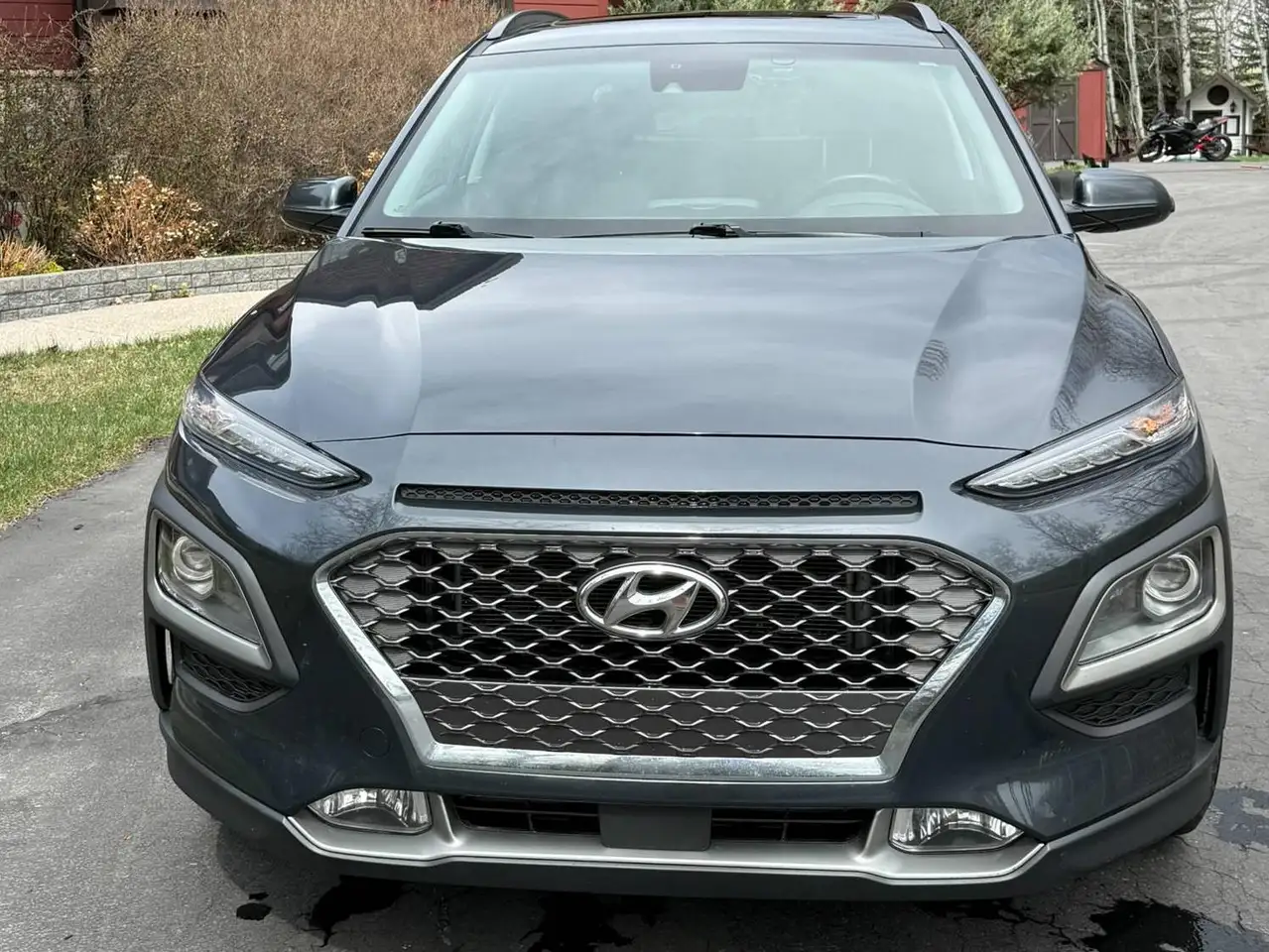 Hyundai KONA снимка Hyundai KONA