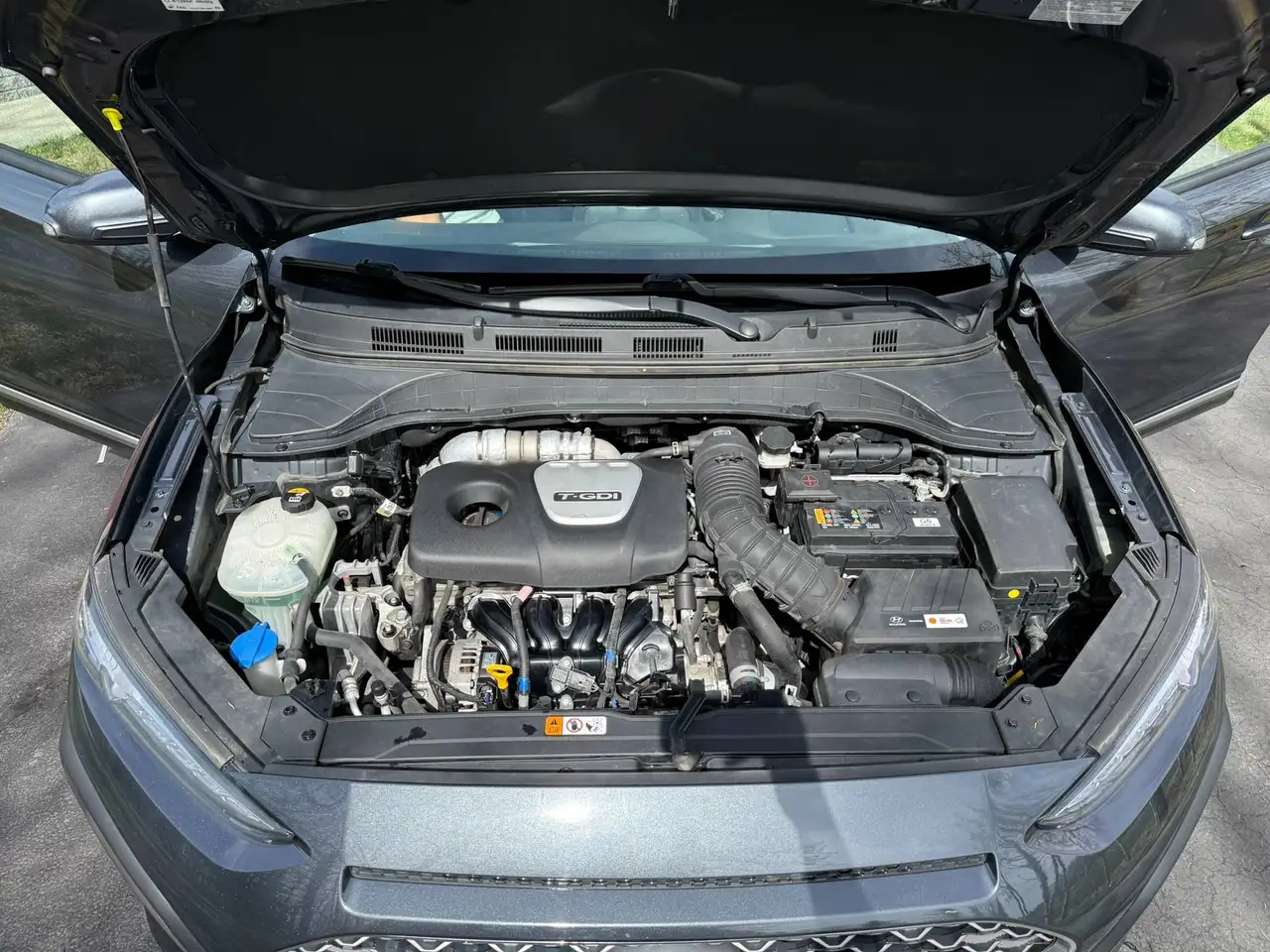 Hyundai KONA снимка Hyundai KONA