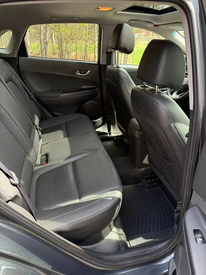 Hyundai KONA снимка Hyundai KONA