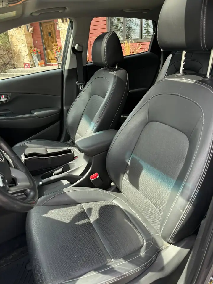 Hyundai KONA снимка Hyundai KONA