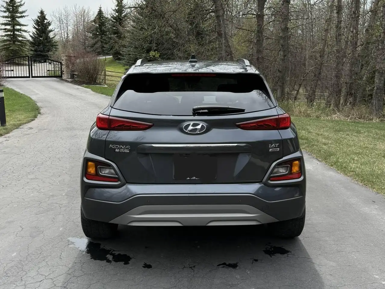 Hyundai KONA снимка Hyundai KONA