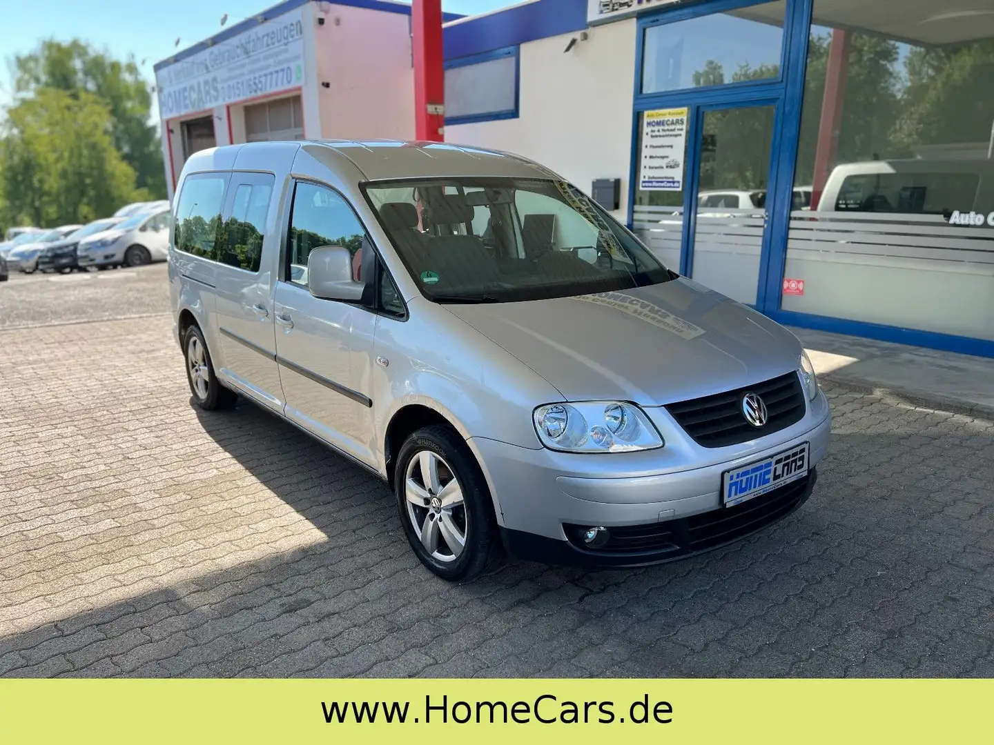 Volkswagen Caddy Maxi Life - 7 Sitzer Plateado - 2