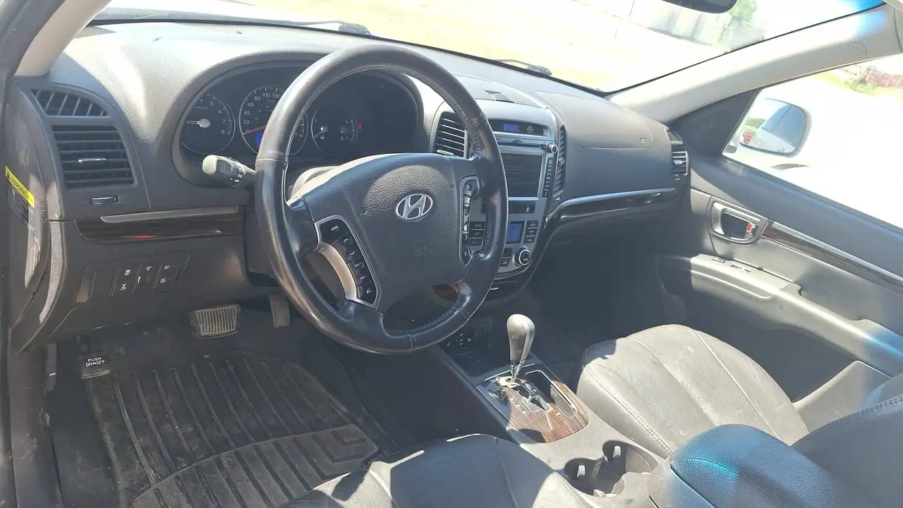 Hyundai SANTA FE снимка Hyundai SANTA FE