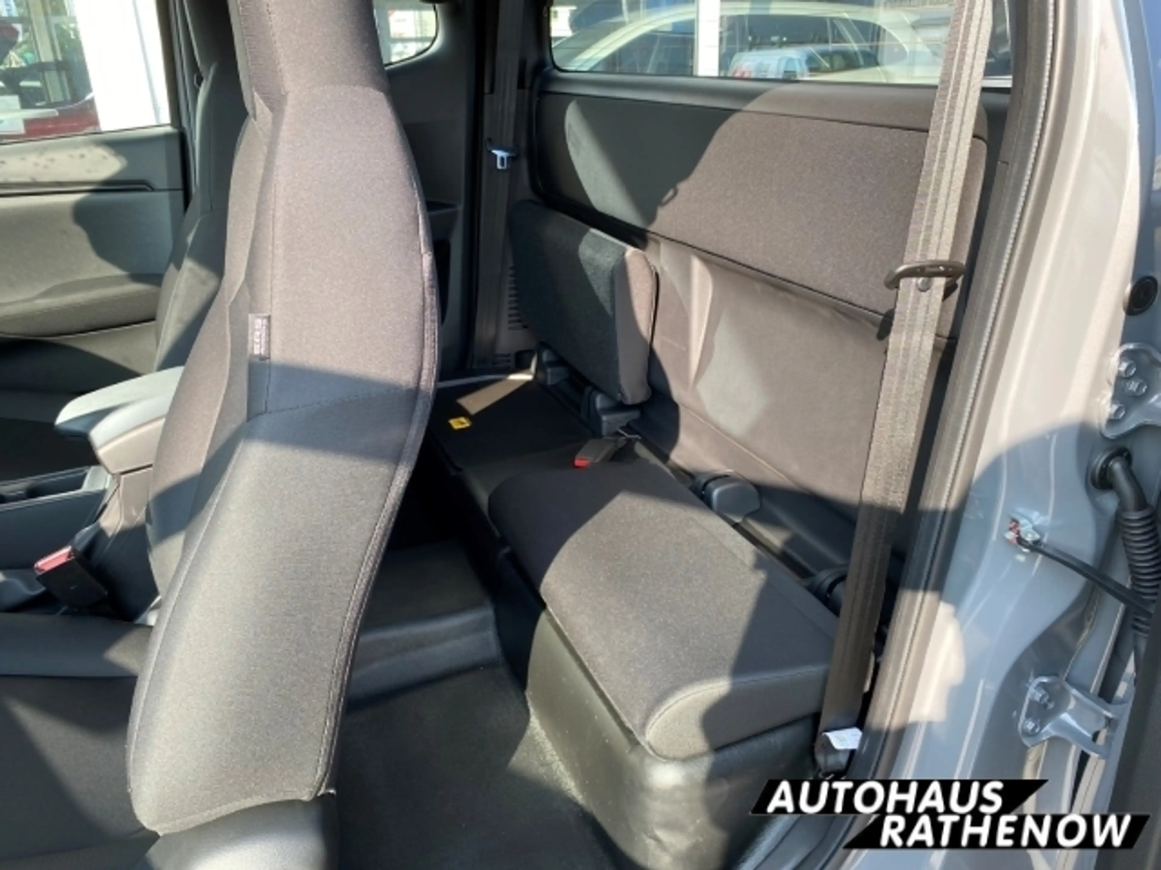 Isuzu D-Max Space Cab 4WD L 1.9 Automatik Kamera Spurhalteass. — photo 11
