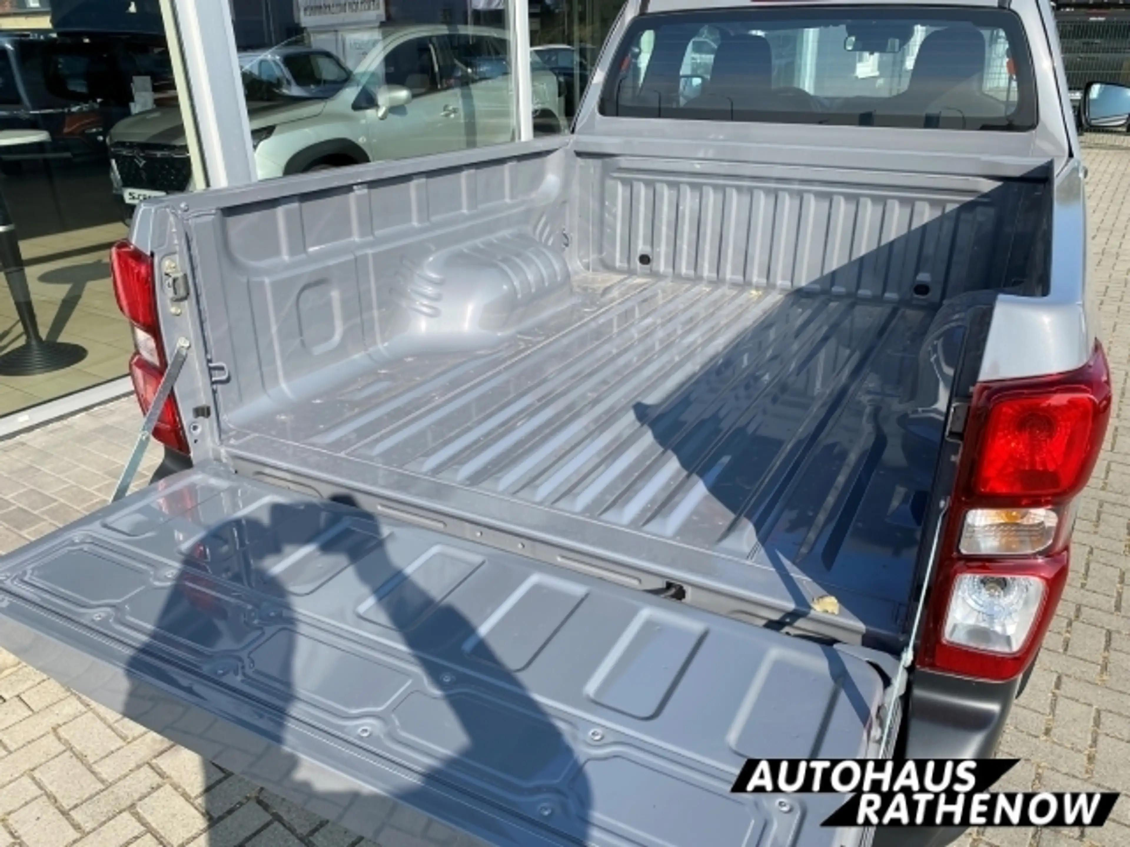 Isuzu D-Max Space Cab 4WD L 1.9 Automatik Kamera Spurhalteass. — photo 7