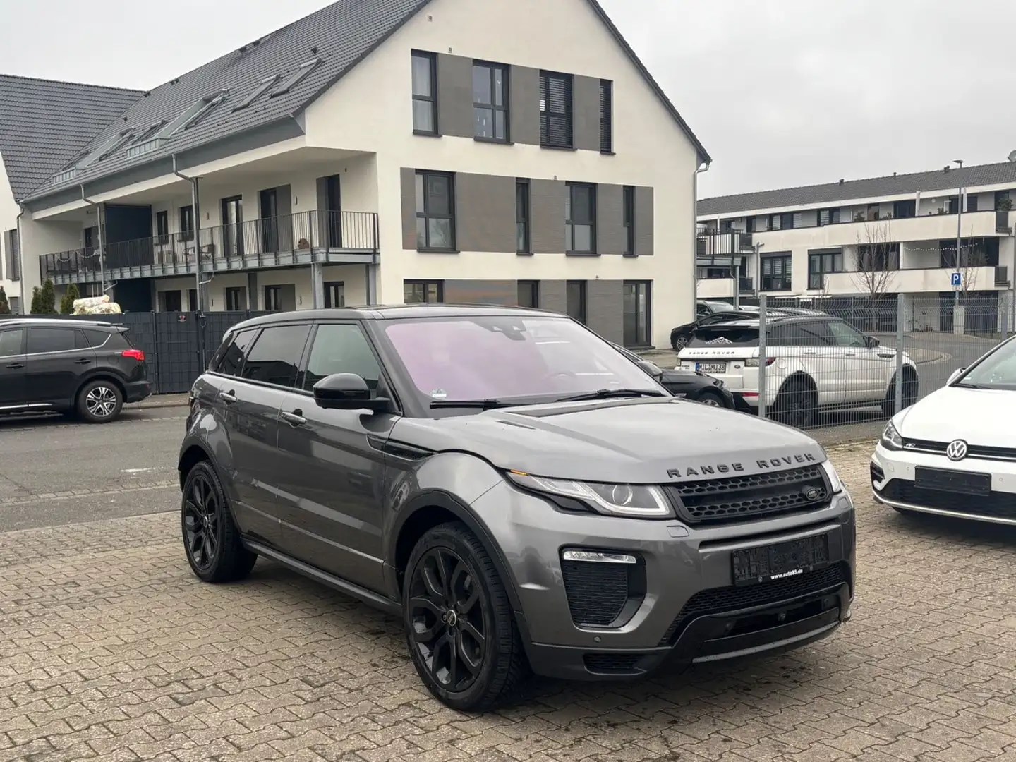 Land Rover Range Rover Evoque HSE Dynamic Pano 360 Black Grau - 2