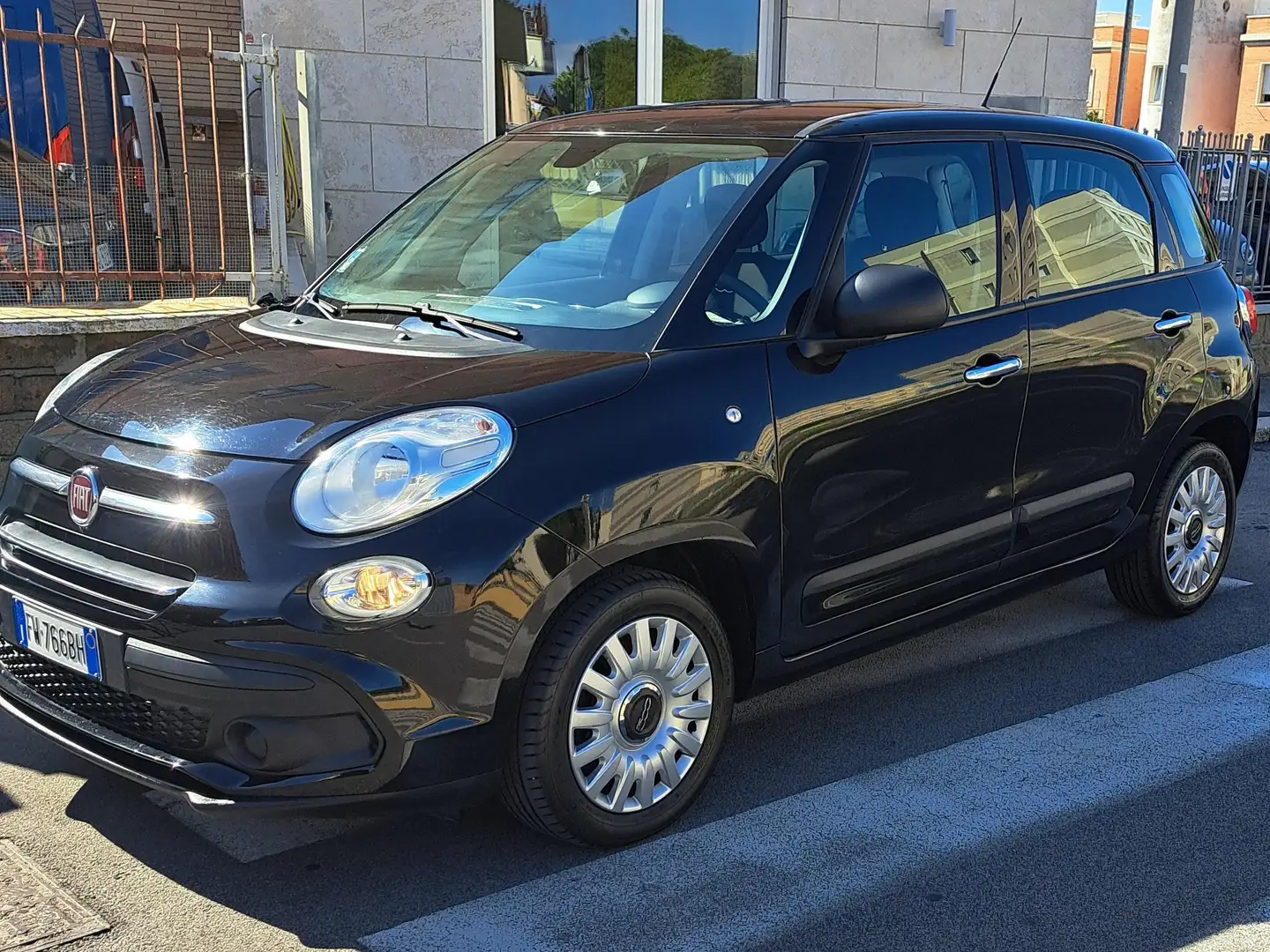 Fiat 500L 500L 2017 1.3 mjt Business 95cv dualogic my19 Nero - 2