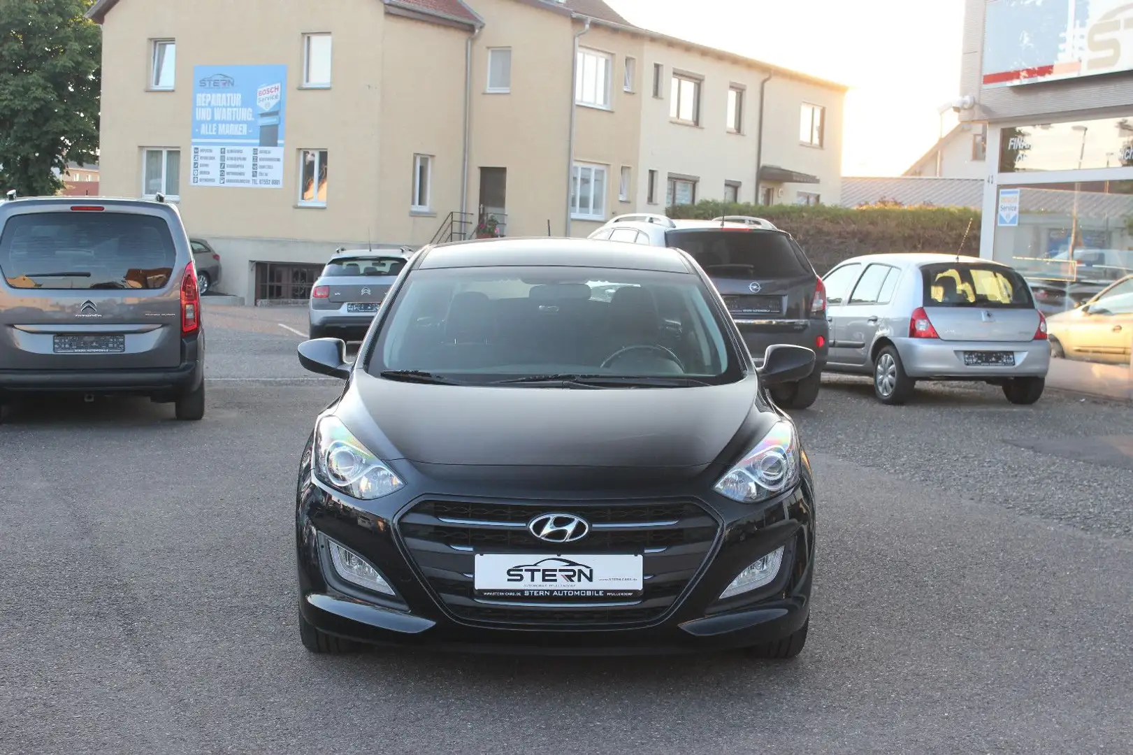 Hyundai i30 1.6 GDI l 1.HAND l Noir - 2