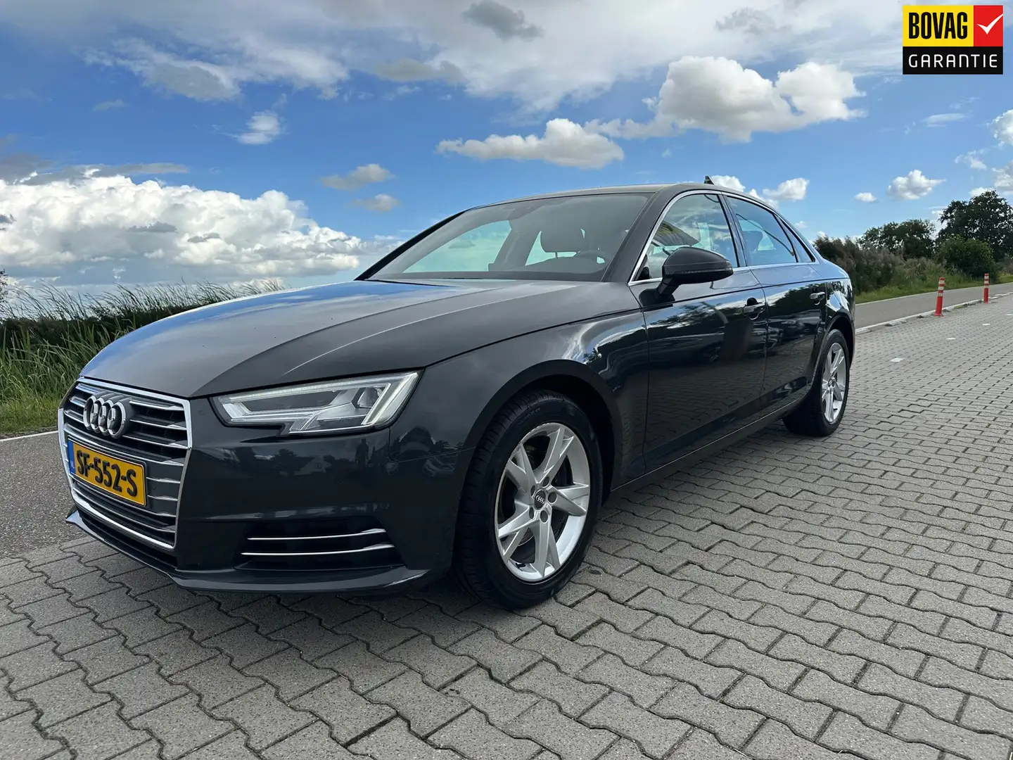 Audi A4 Limousine 2.0 TFSI MHEV Sport Lease Edition, Sport Grijs - 1