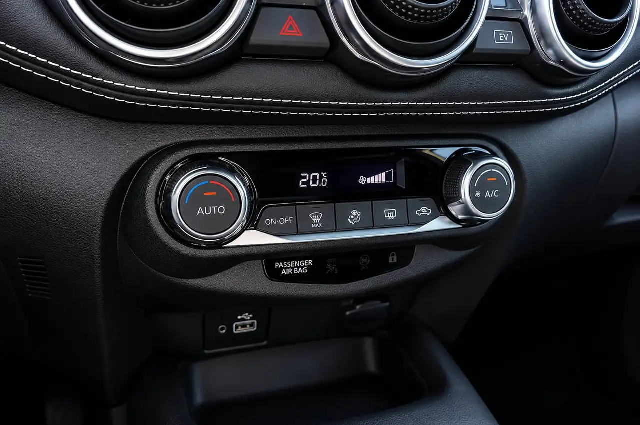Nissan Juke 1.0 dig-t N-Connecta 114cv dct, миниатюра 10