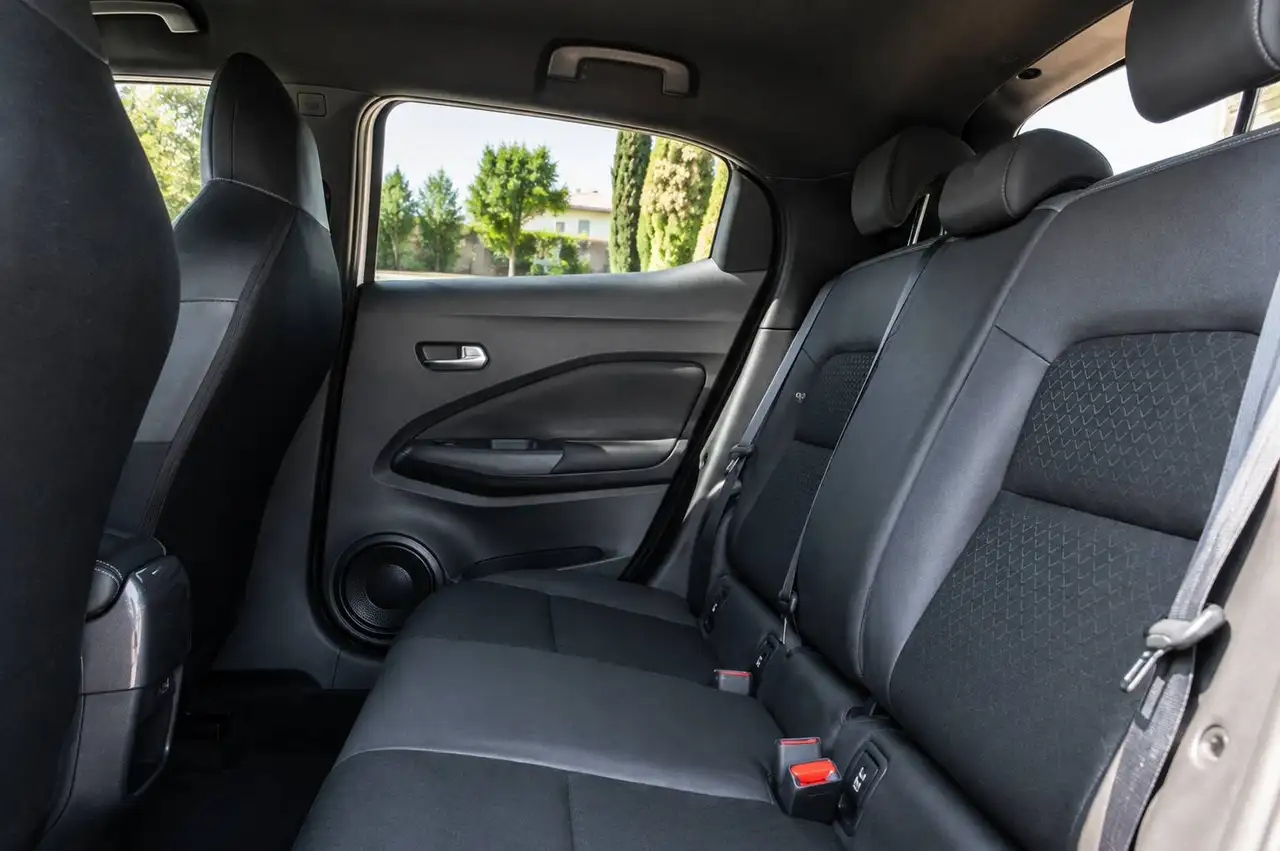 Nissan Juke 1.0 dig-t N-Connecta 114cv dct, миниатюра 5