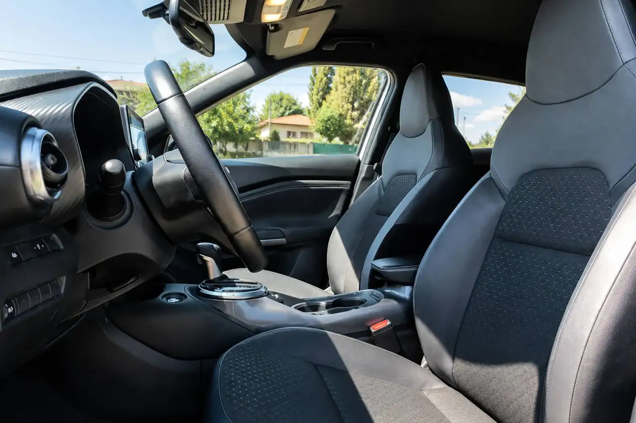 Nissan Juke 1.0 dig-t N-Connecta 114cv dct, миниатюра 3